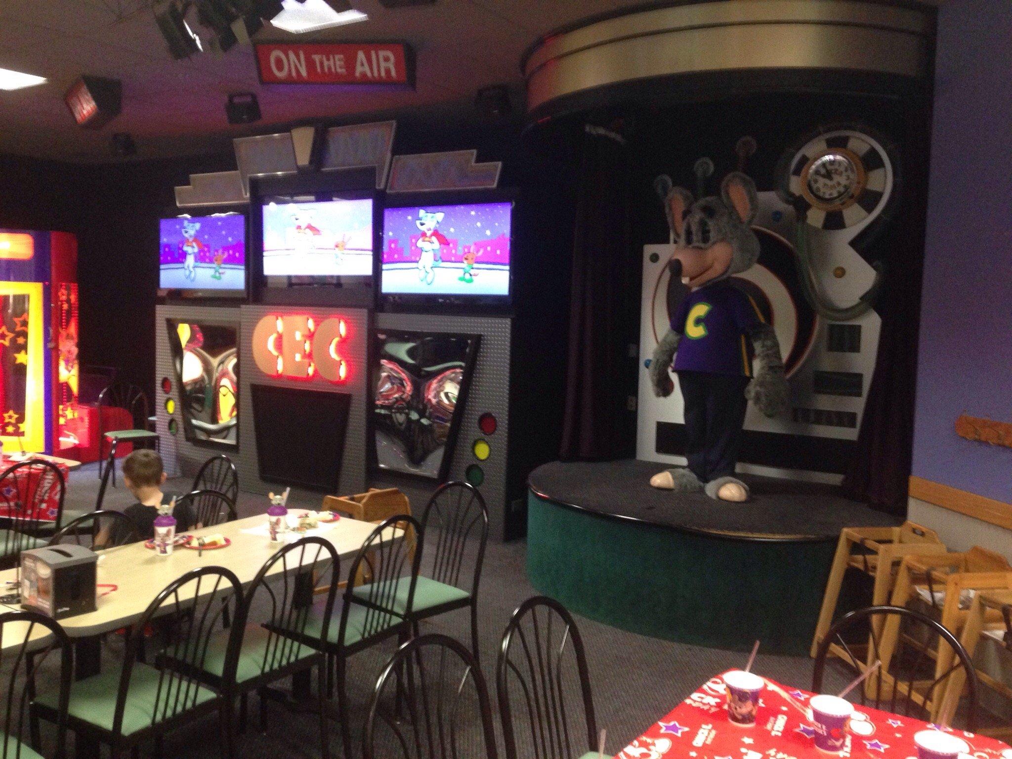 Chuck E. Cheese