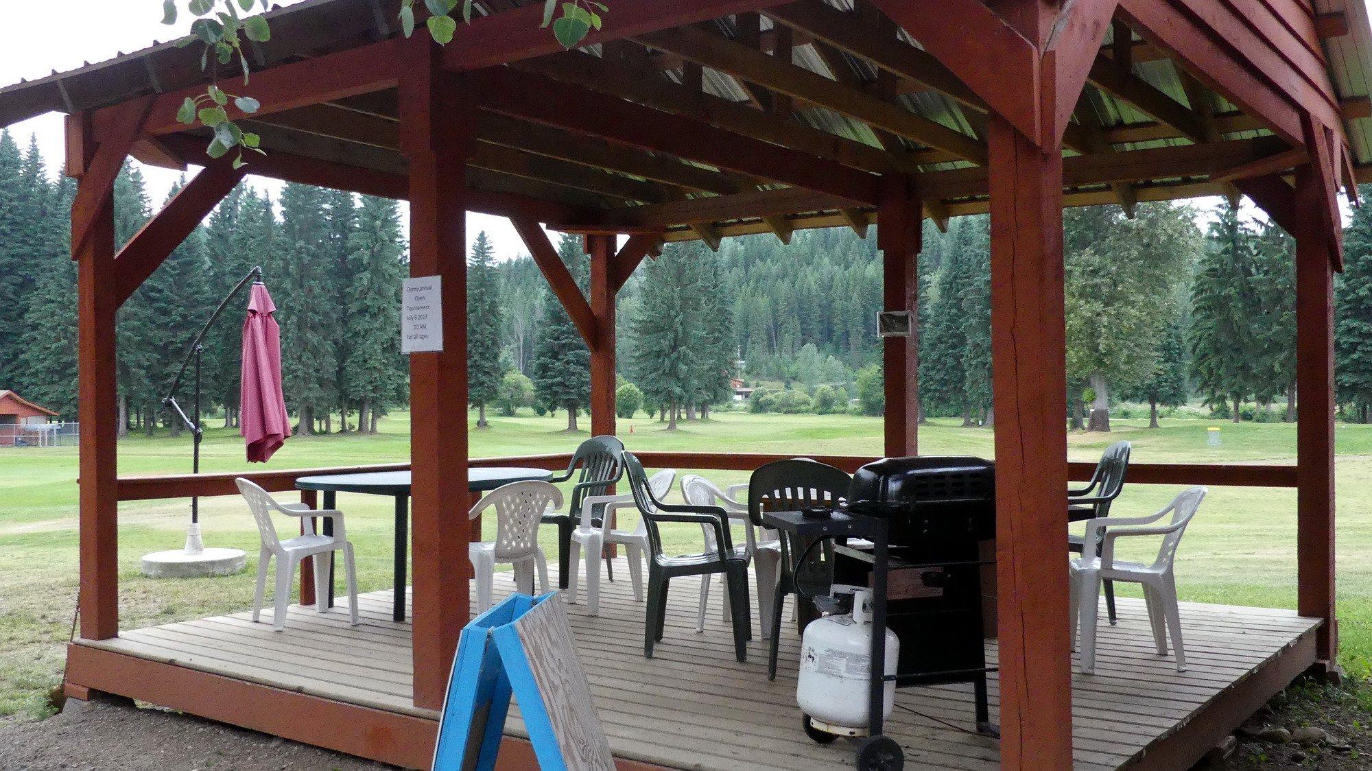 Wells Gray Golf Resort & RV Park