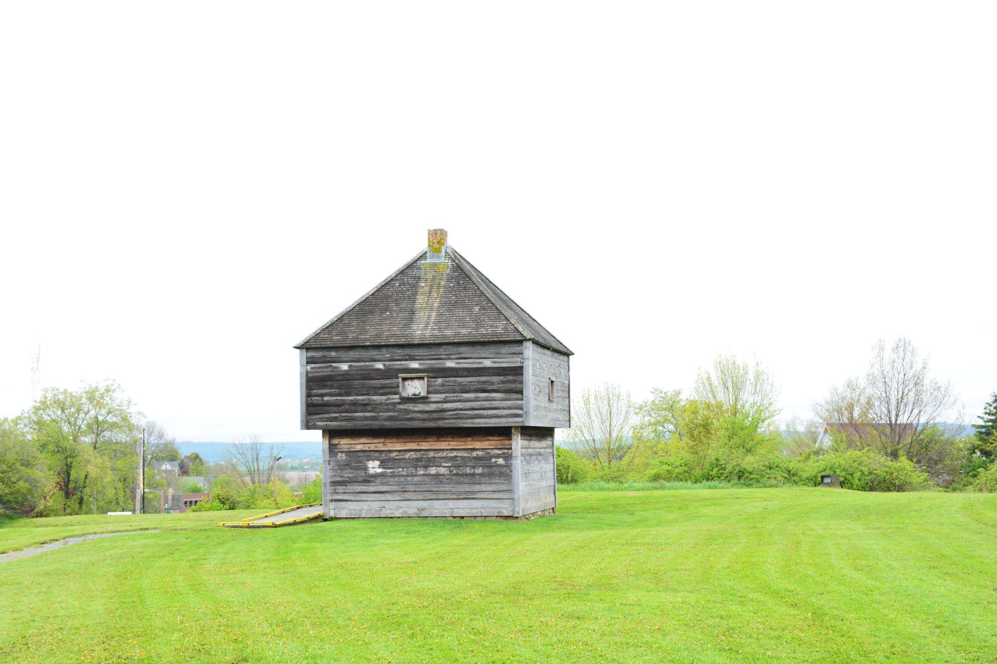 Fort Edward National Historic Site