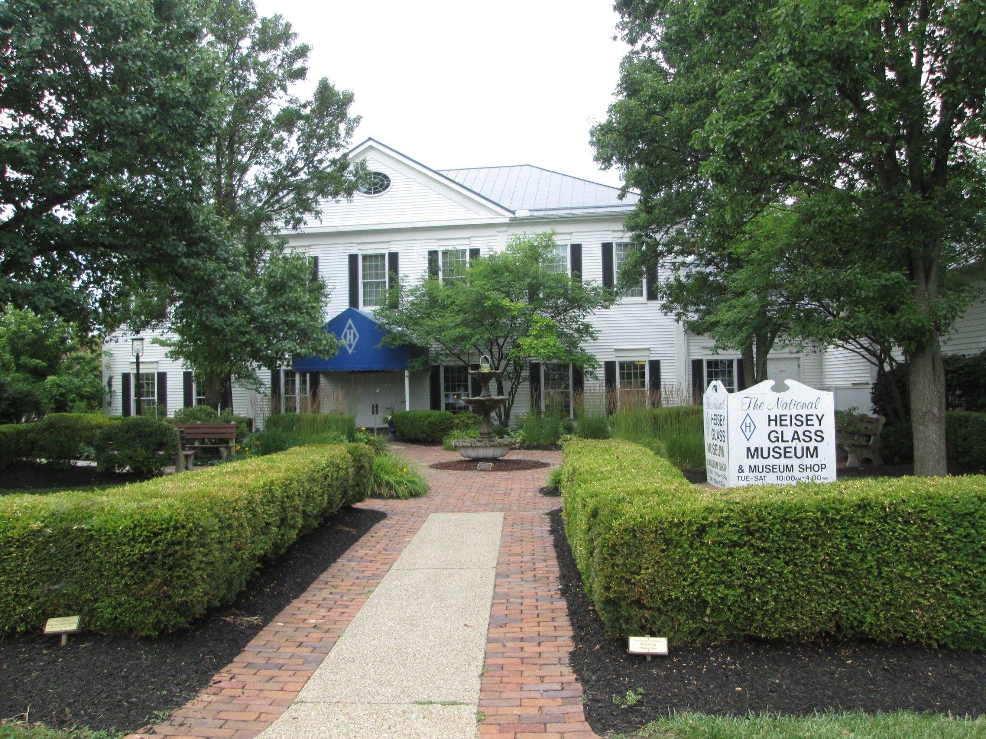 National Heisey Glass Museum