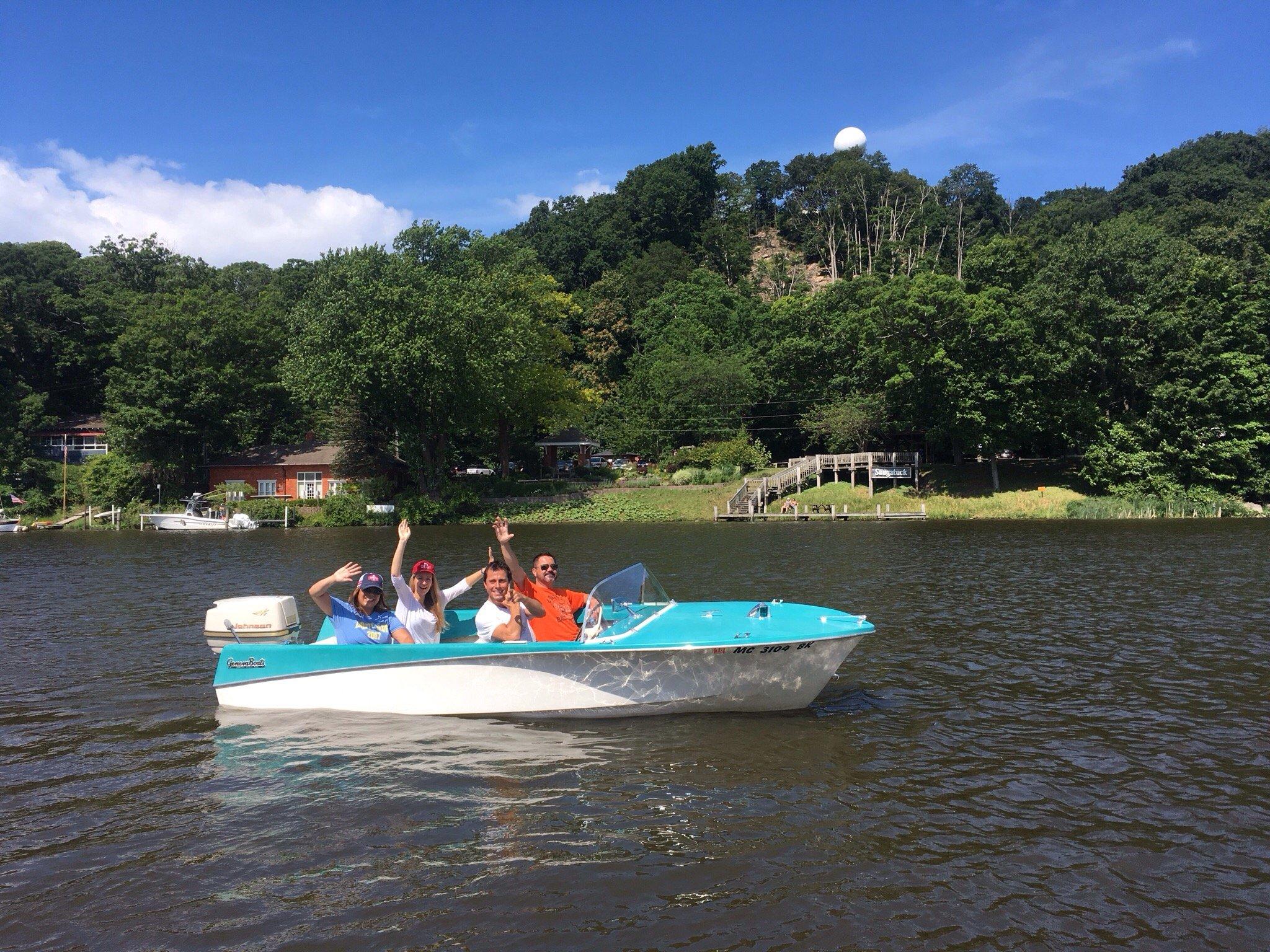 Retro Boat Rentals