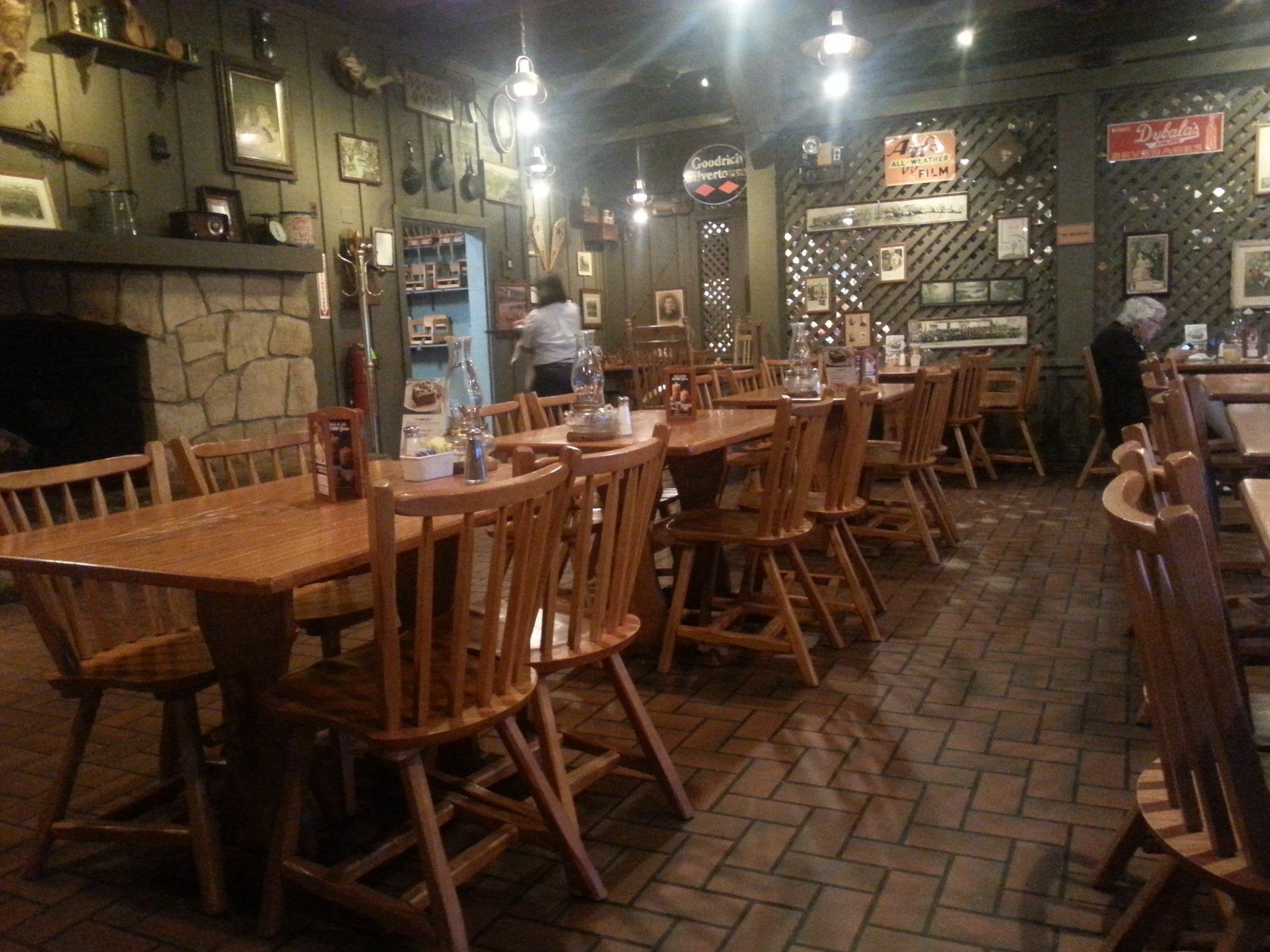 Cracker Barrel Old Country Store