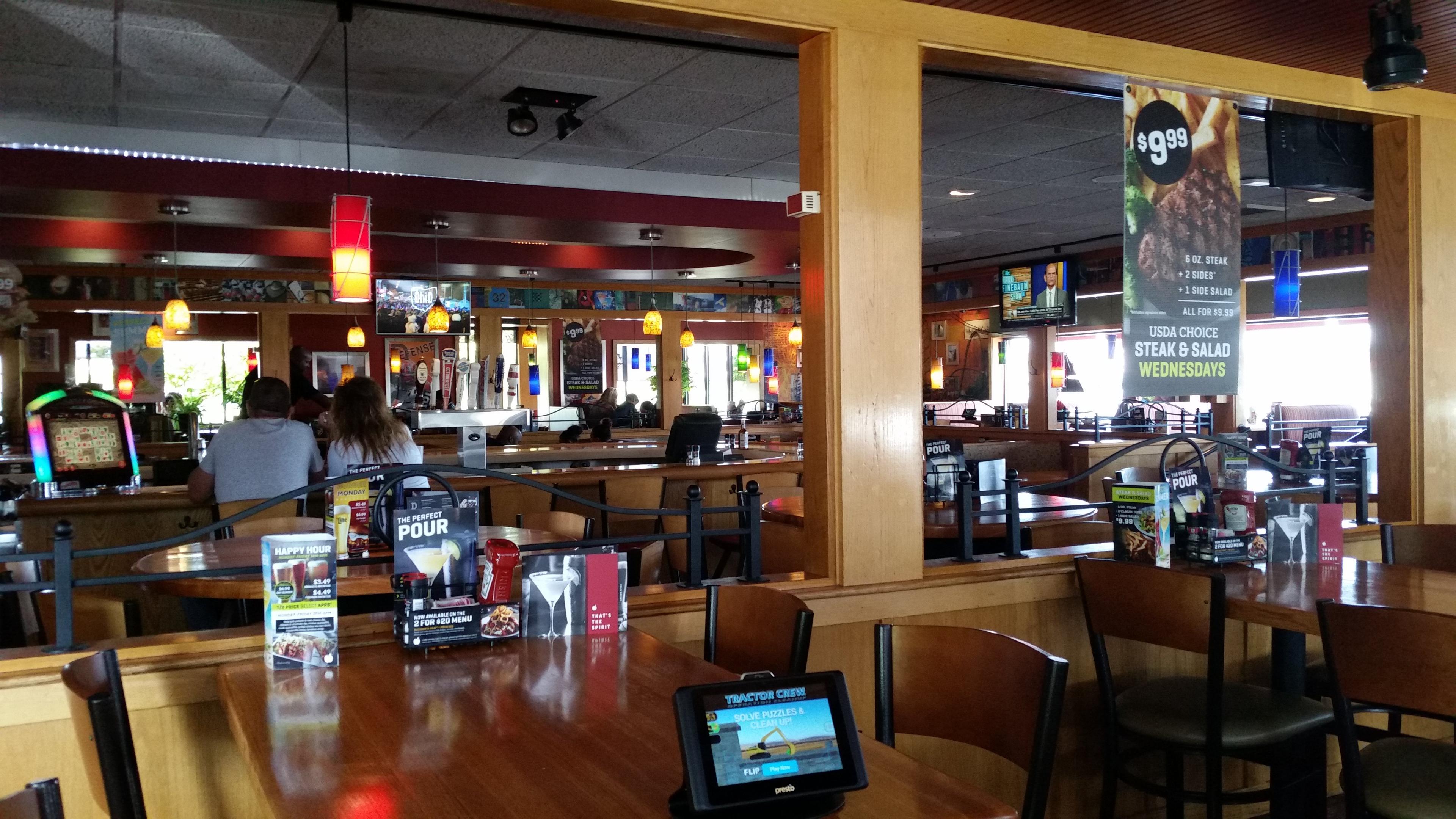 Applebee's Grill + Bar