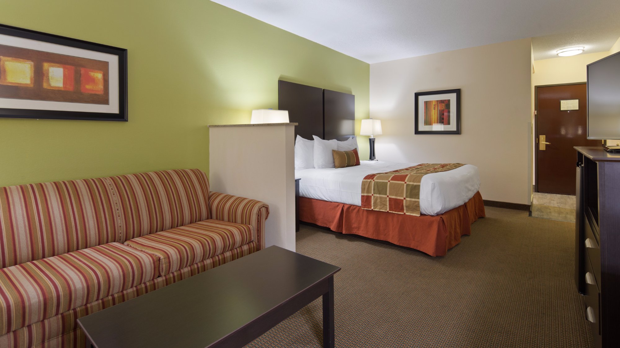 Best Western Plus Huntersville Inn & Suites Near Lake Norman