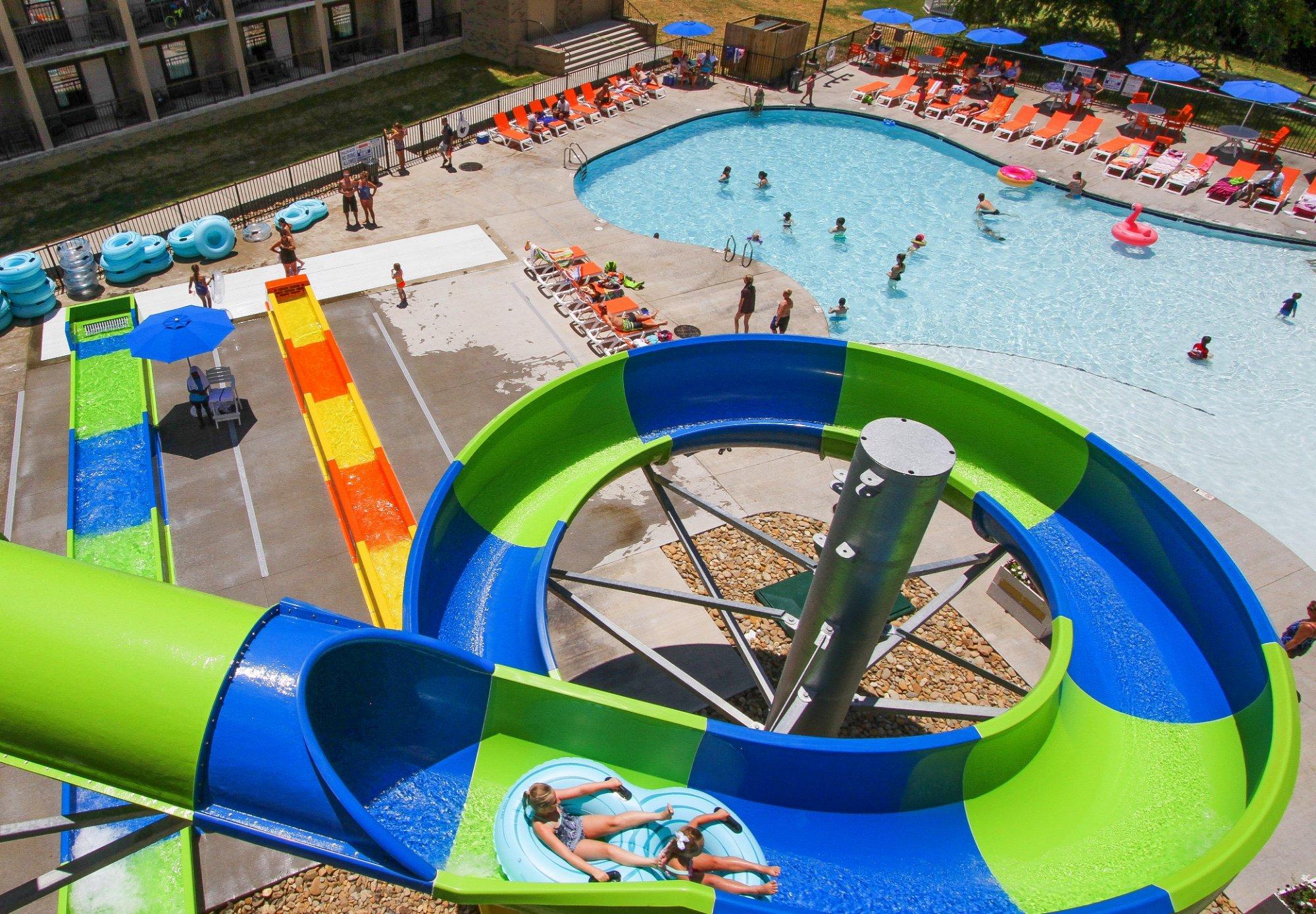 Country Cascades Waterpark Resort