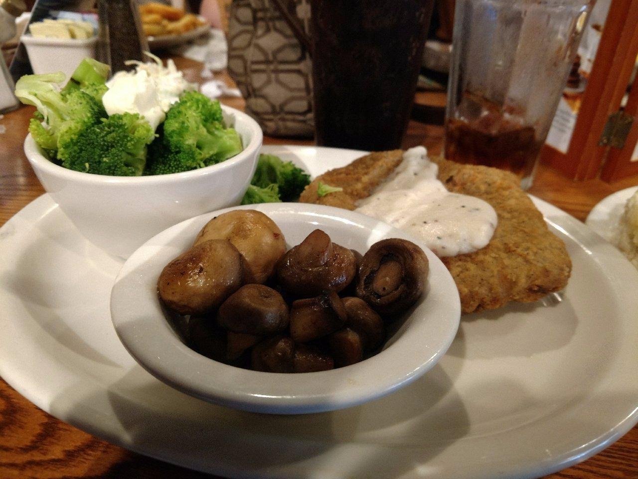 Cracker Barrel Old Country Store