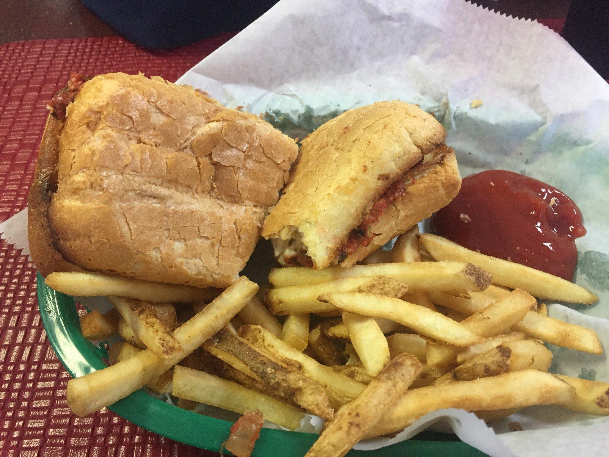 Mama Rosa's Chicago Sandwich Shop