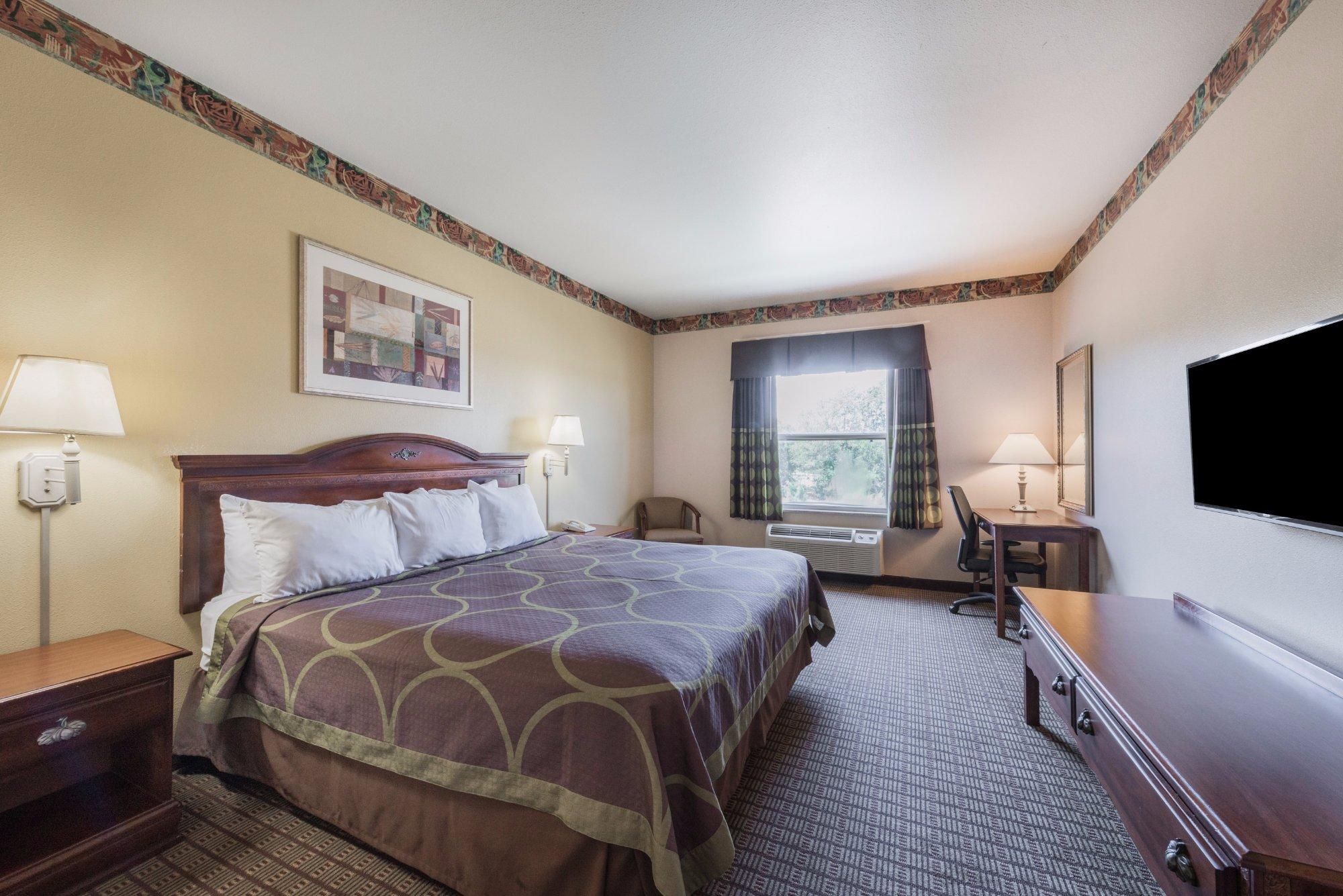 Super 8 By Wyndham Fort Worth Stockyards