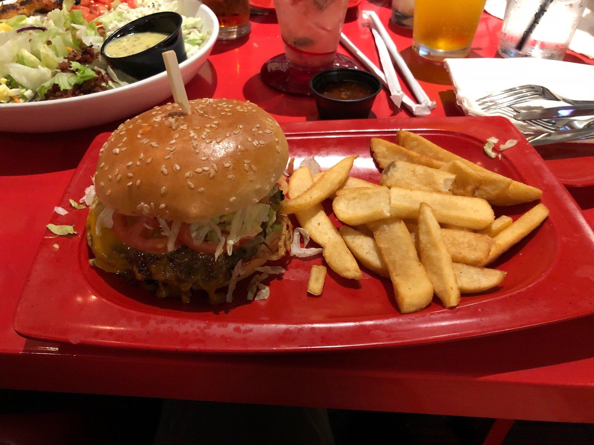 Red Robin Gourmet Burgers and Brews