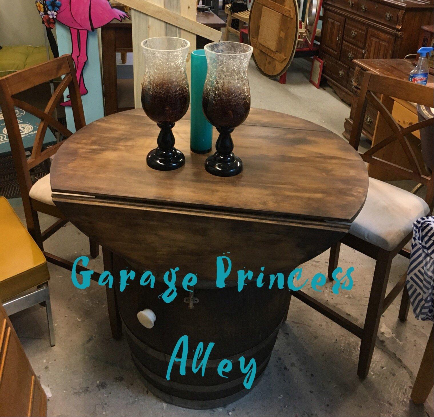 Garage Princess Alley