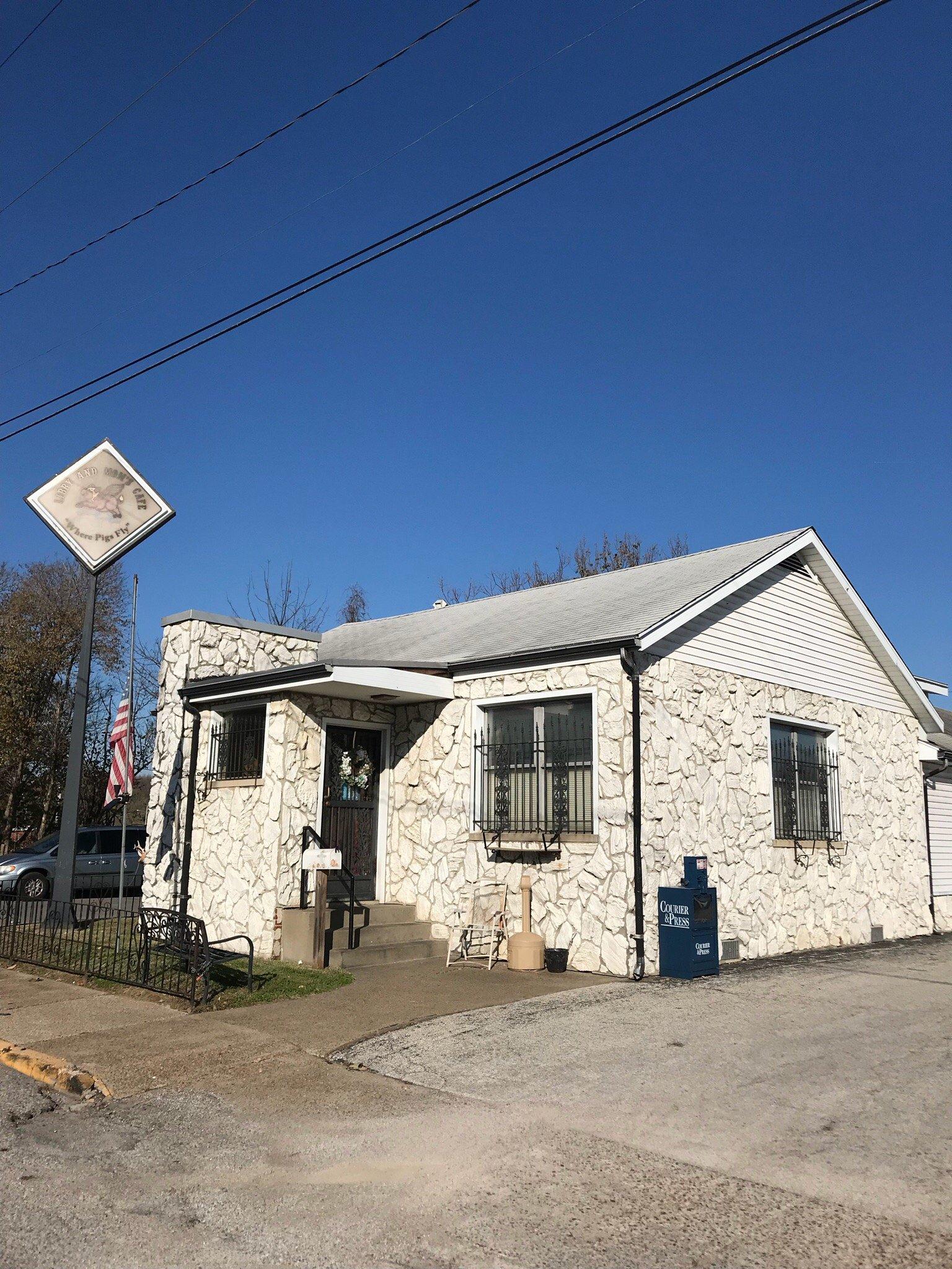 Libby & Mom's Cafe