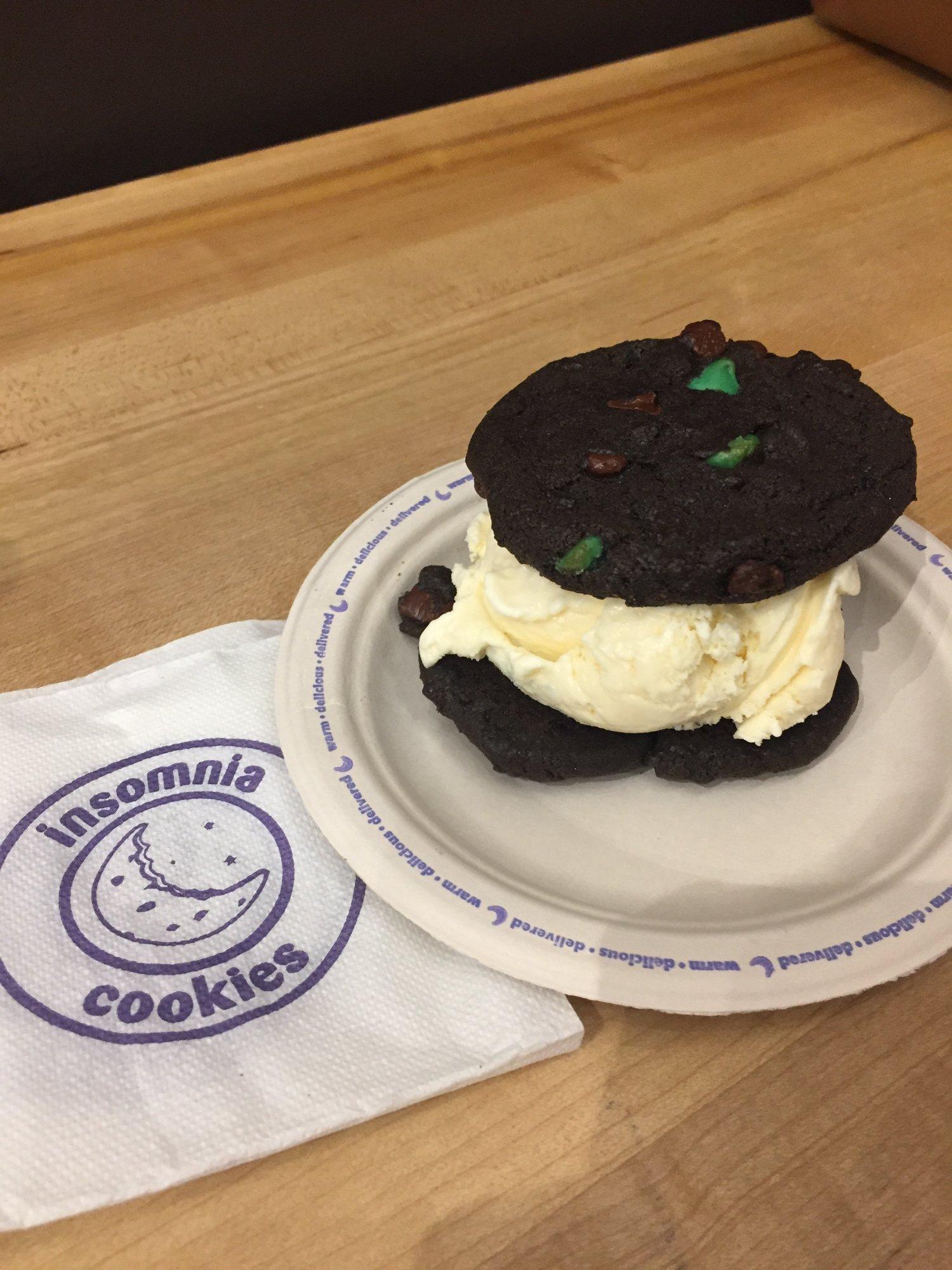 Insomnia Cookies