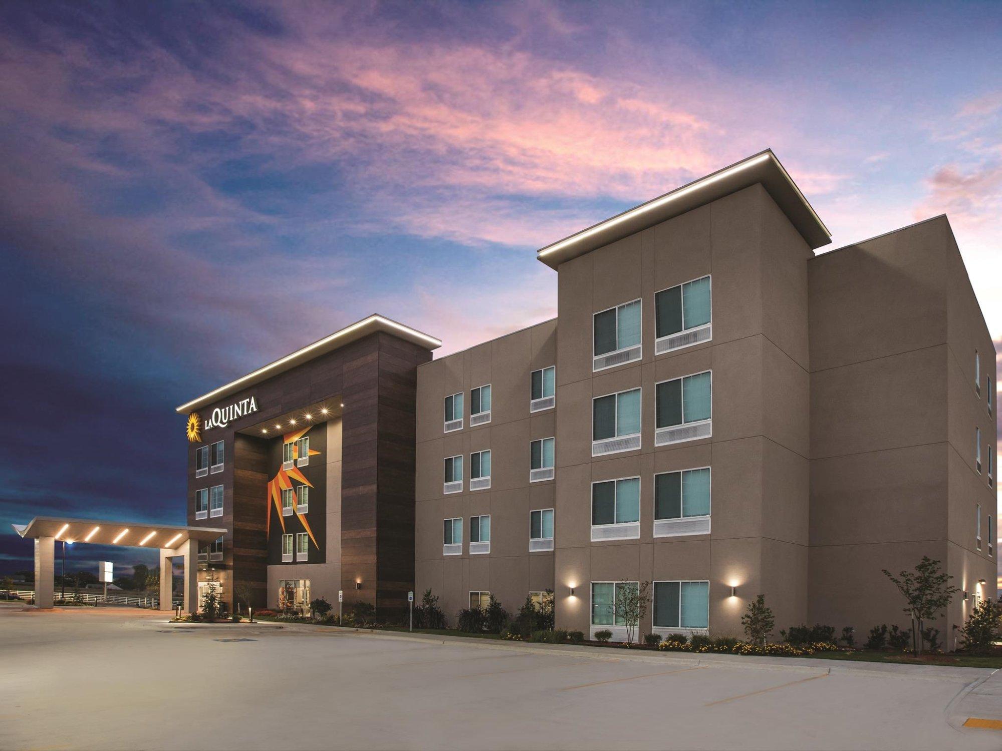 La Quinta Inn & Suites By Wyndham Dallas-Wylie