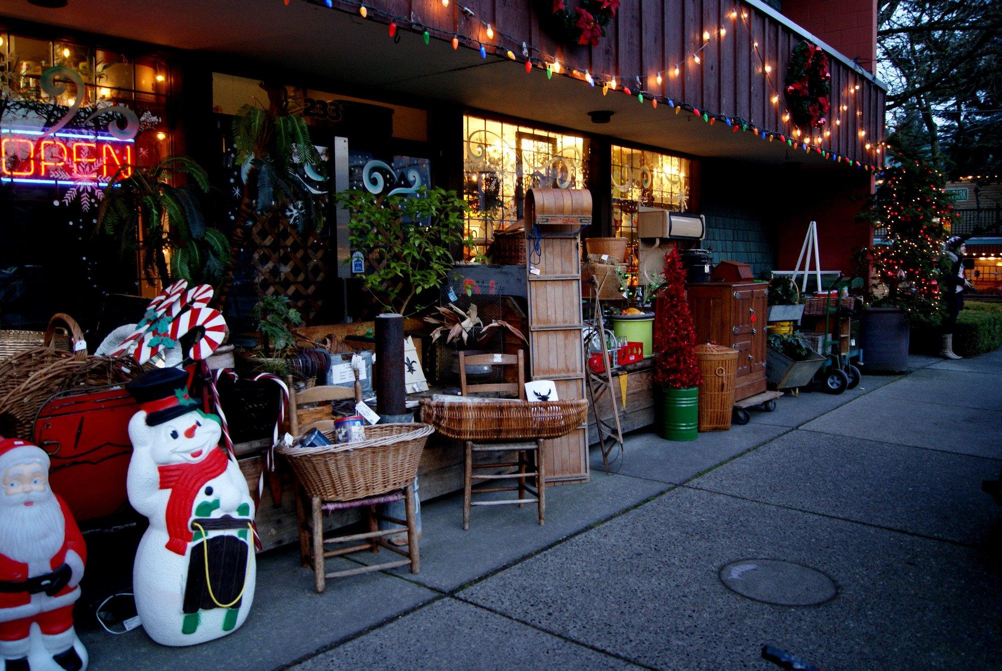 Fort Langley Village Antiques Mall