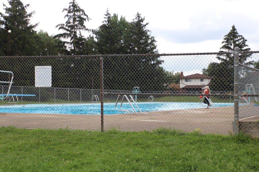 Maple Park Pool