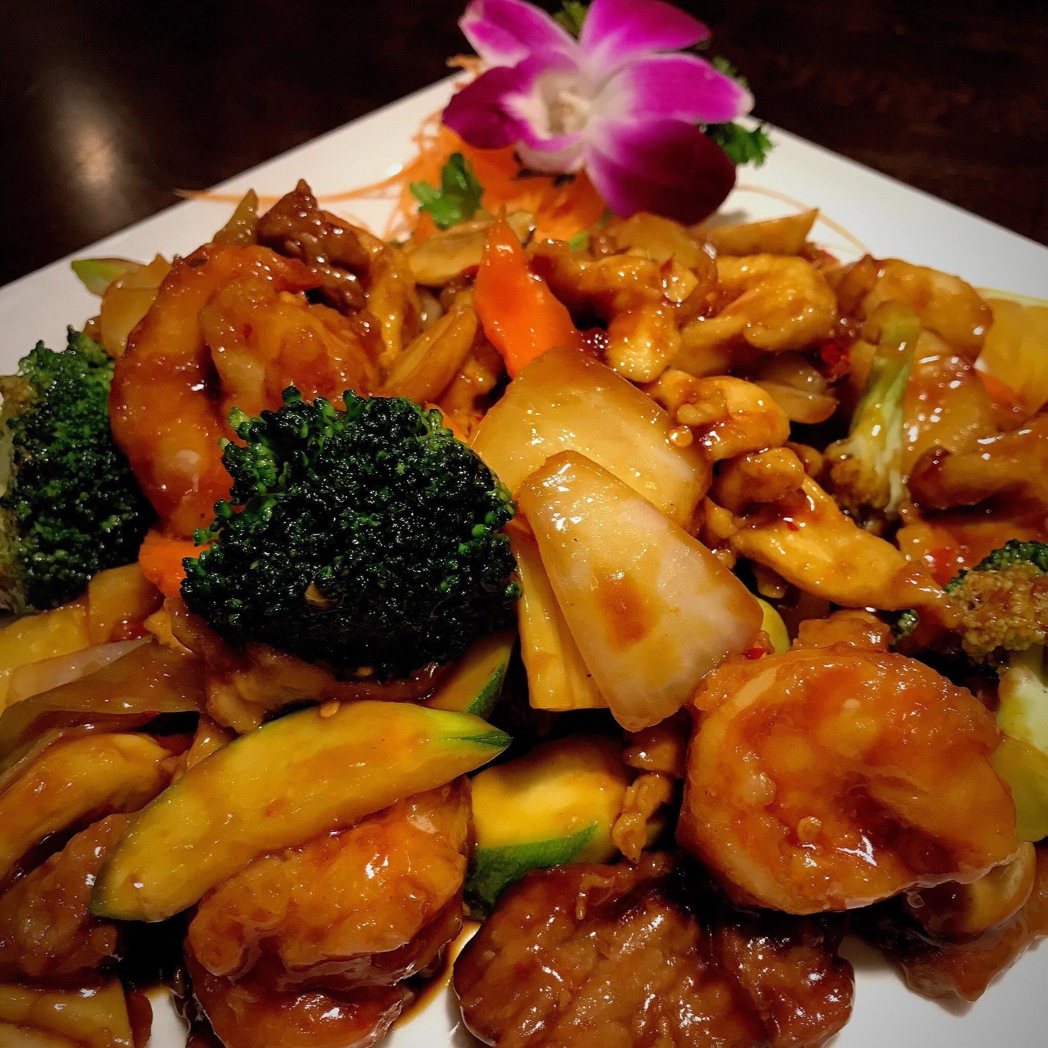 Ichiban Sushi & Chinese - New Hudson