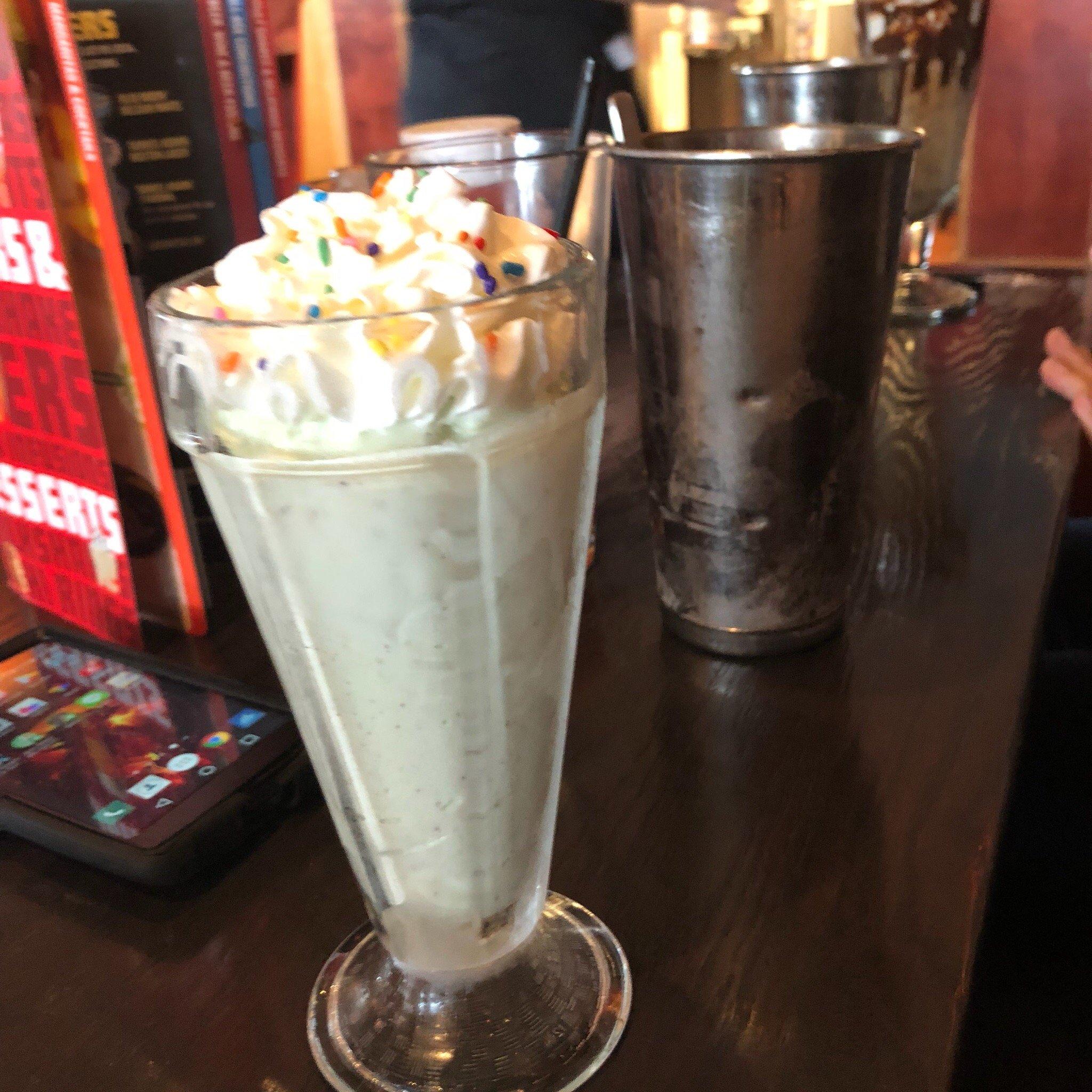 Red Robin Gourmet Burgers and Brews