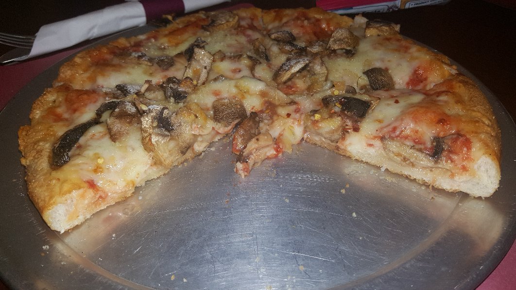 Limestone Pizza and Grille Restaurant