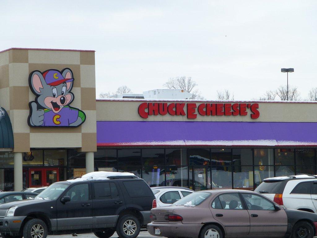 Chuck E Cheese's