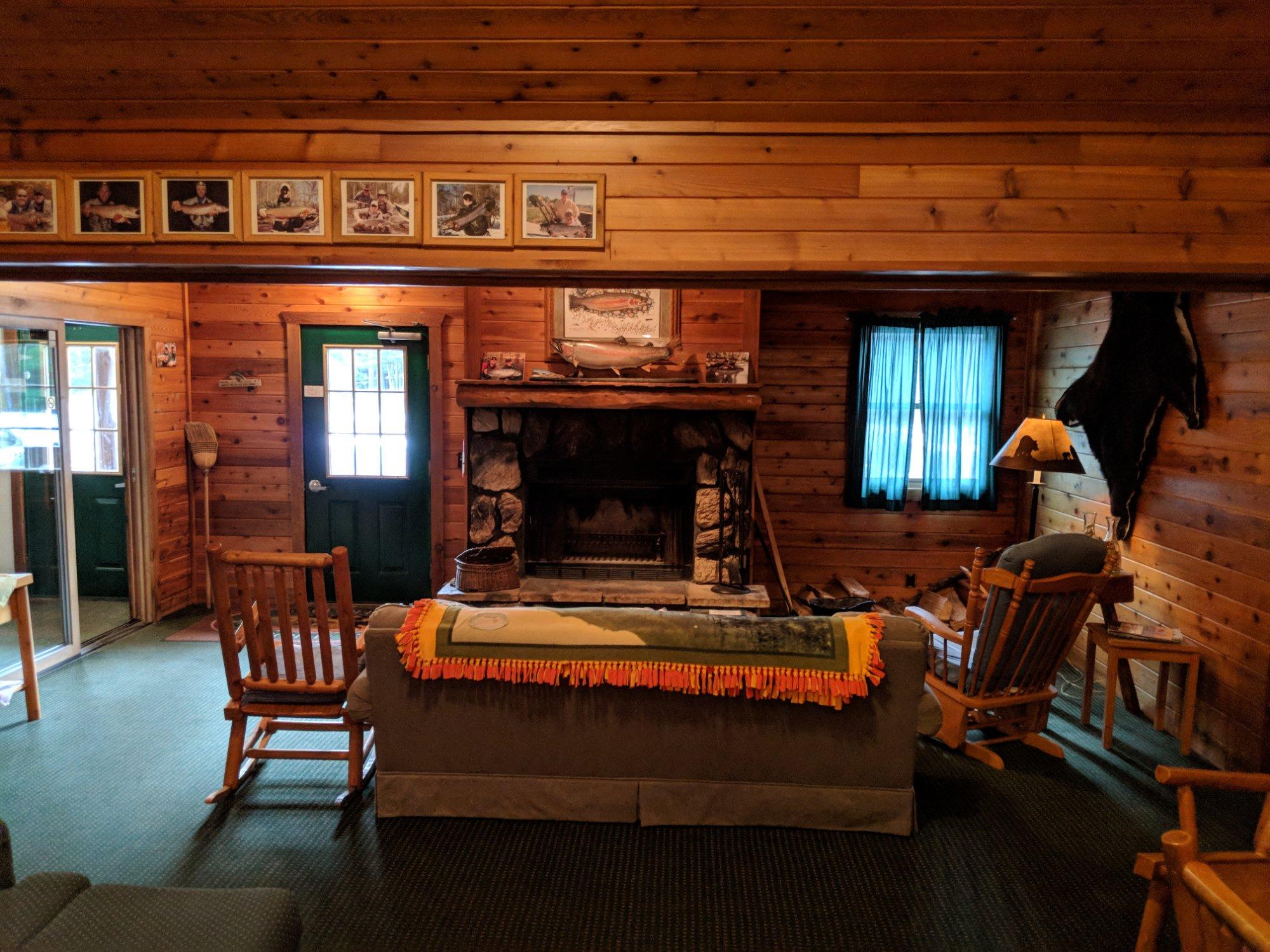 Pere Marquette River Lodge