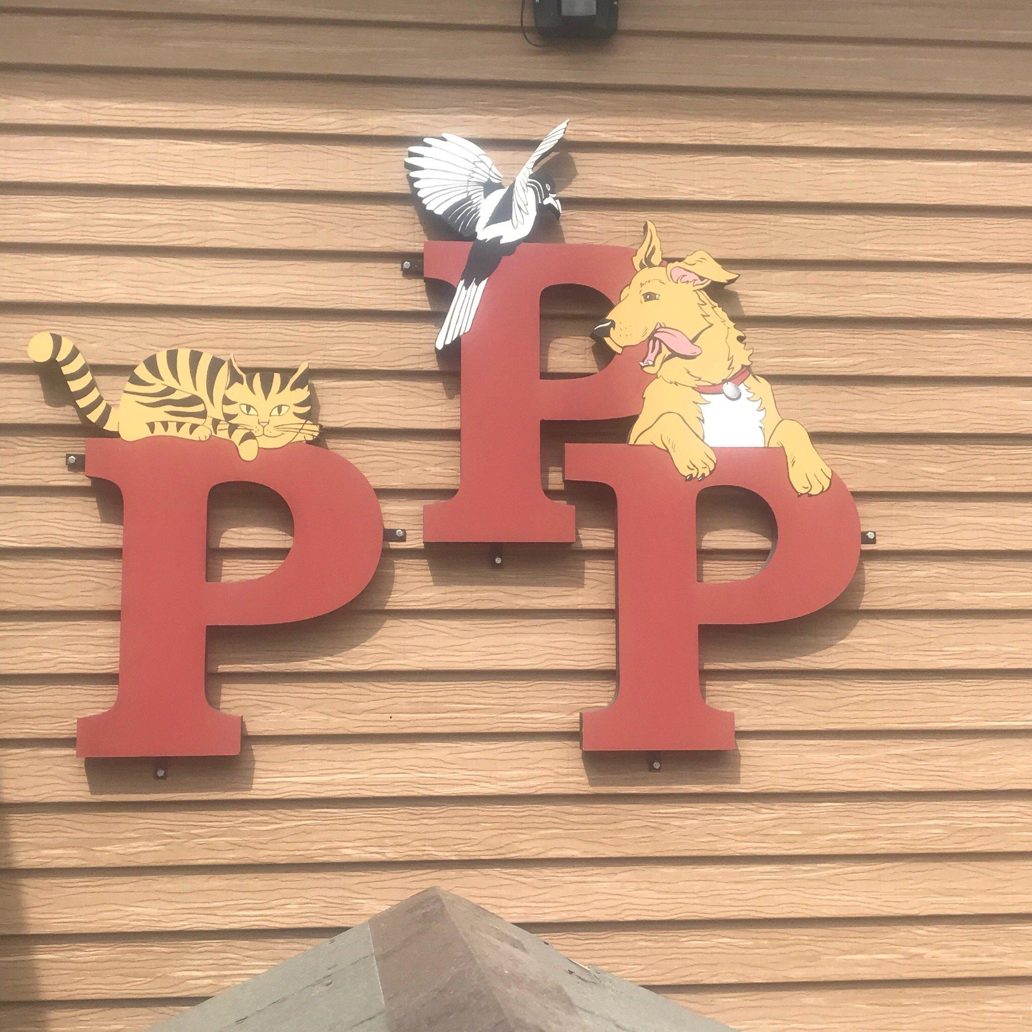 Pet Place Plus Grub-N-Stuff