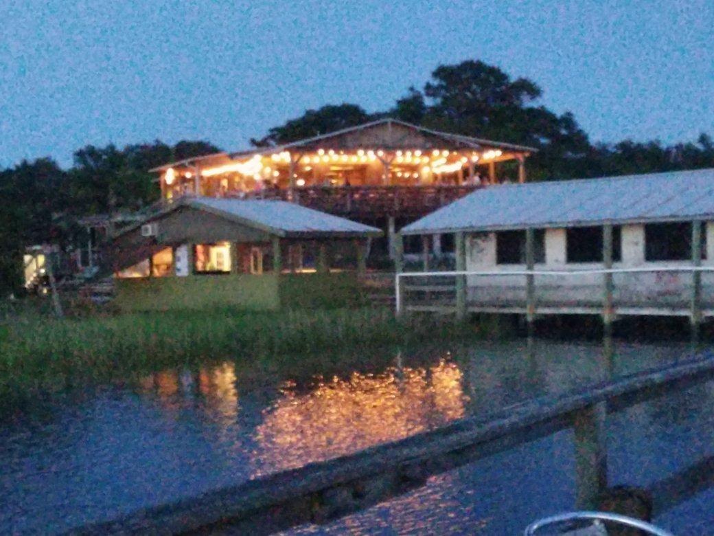 Bowen's Island Restaurant