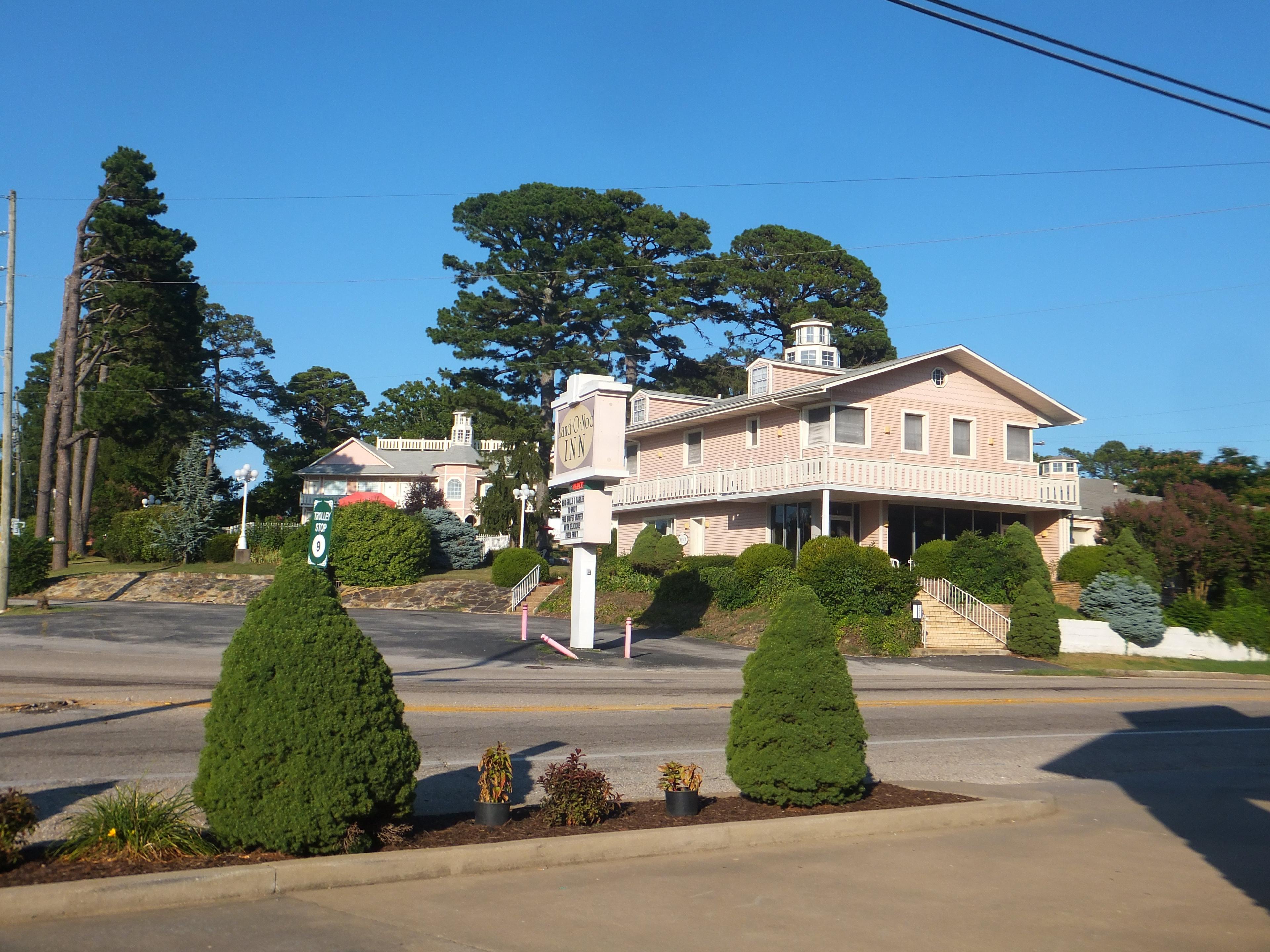 Ozarka Lodge