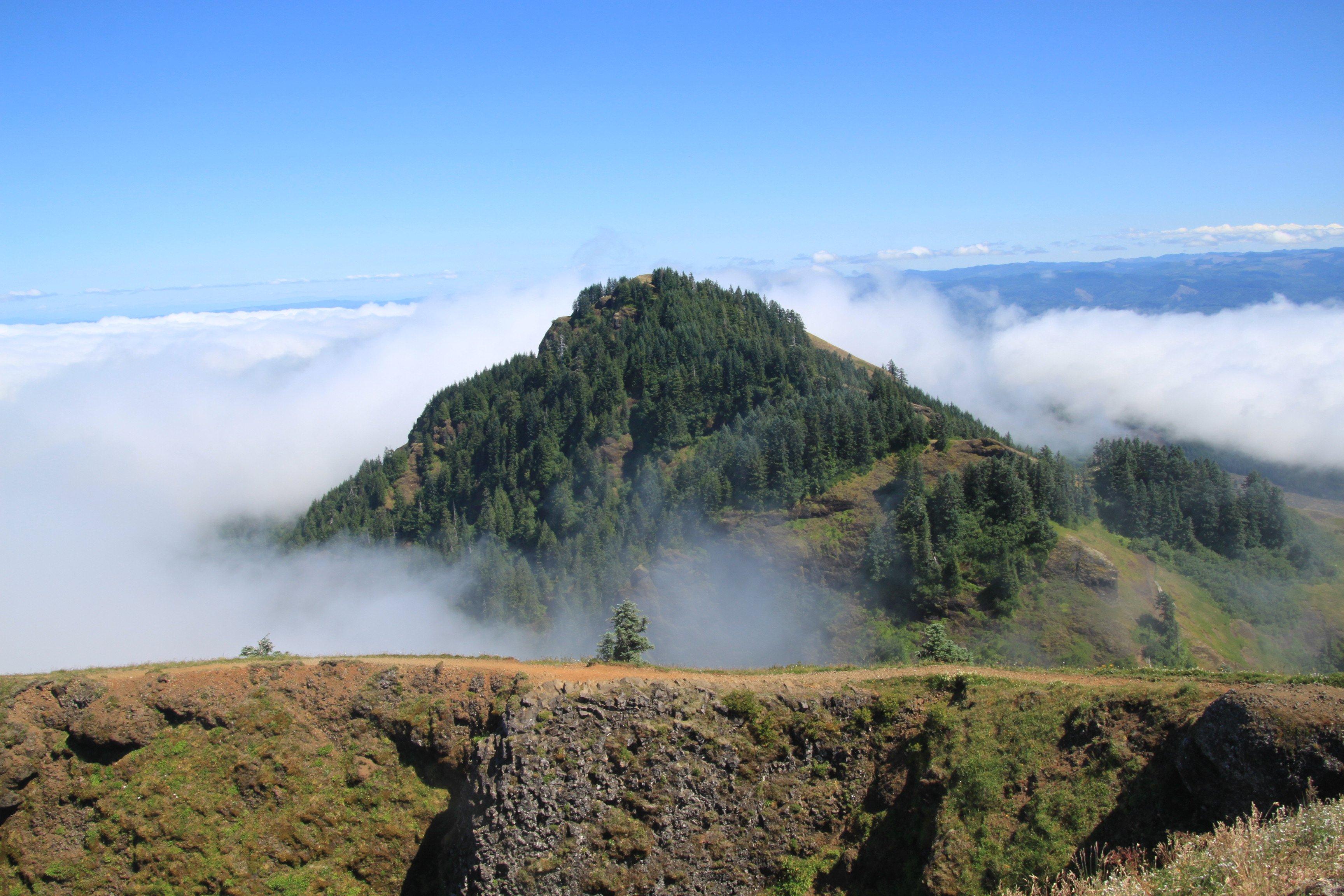 Saddle Mountain Trail