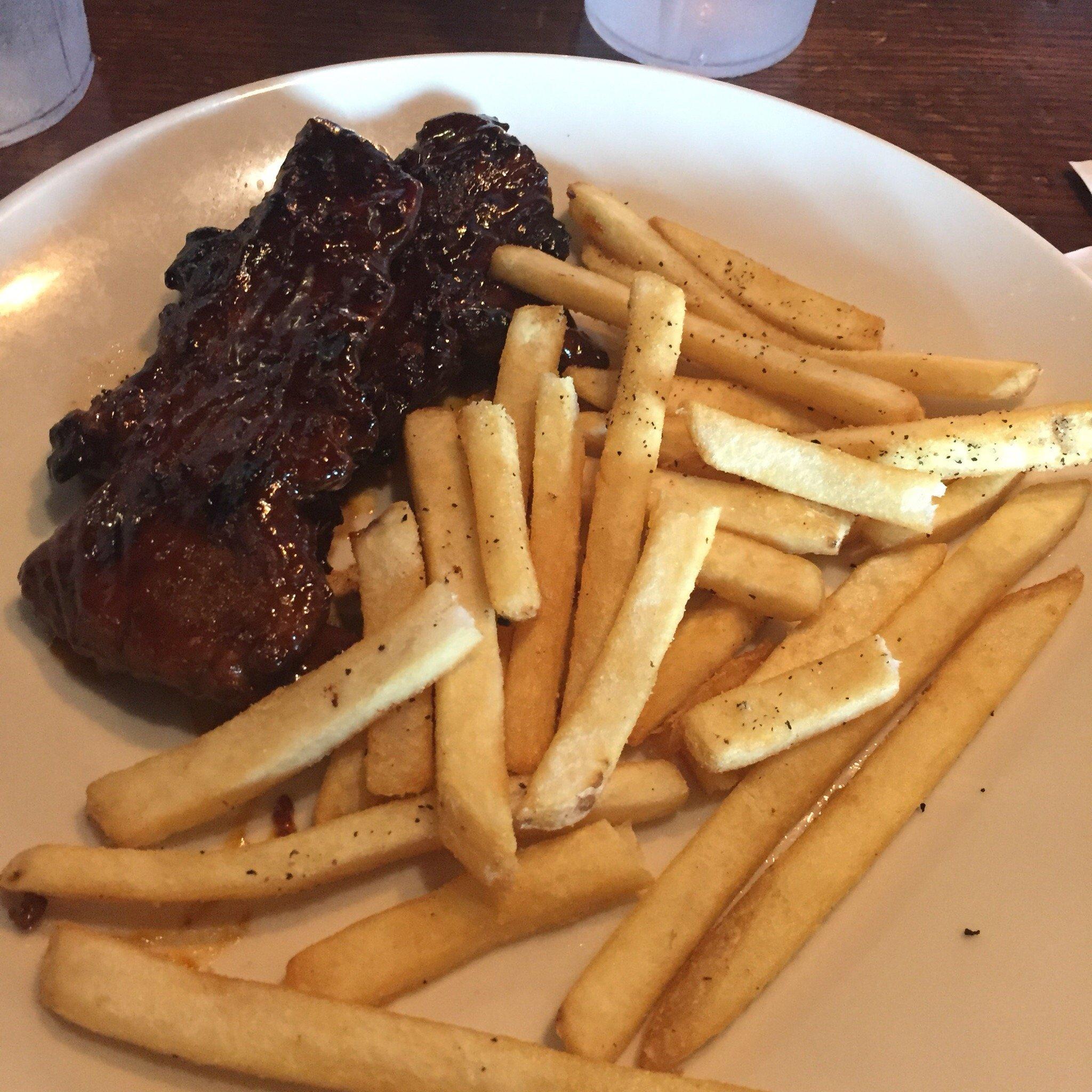 Applebee's Grill + Bar