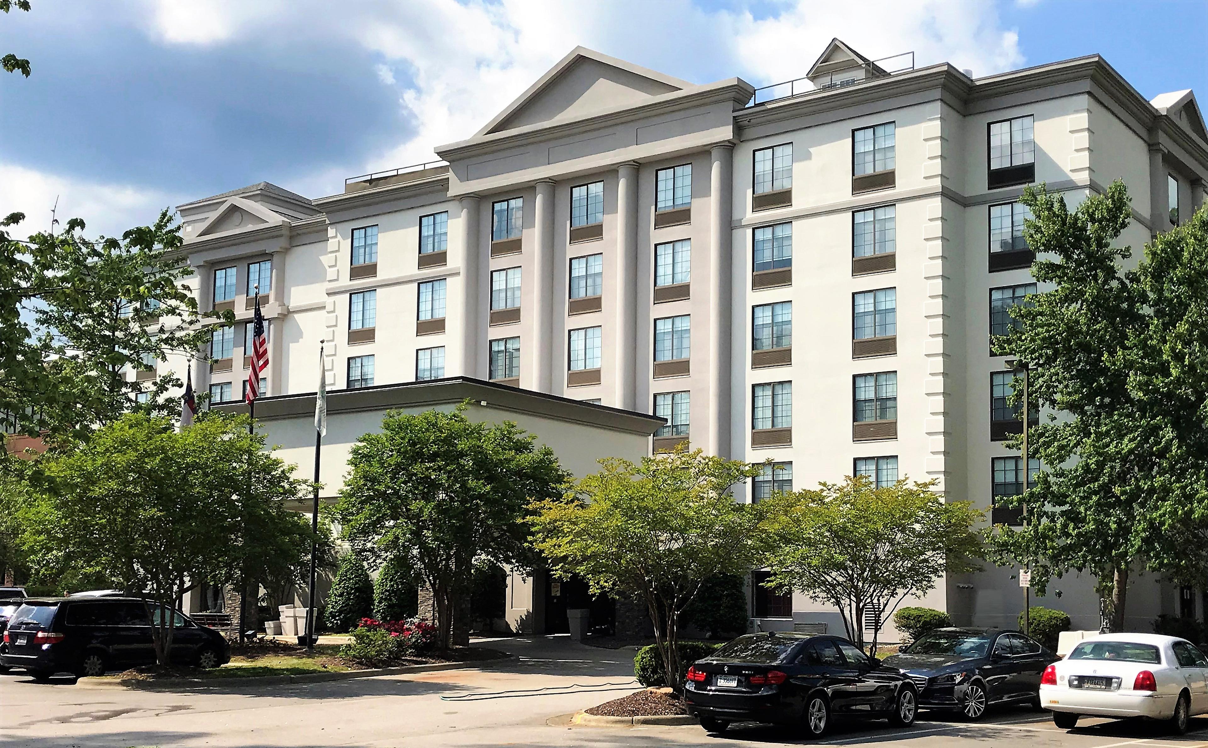 Holiday Inn & Suites Raleigh-Cary (I-40 @Walnut St), an IHG Hotel