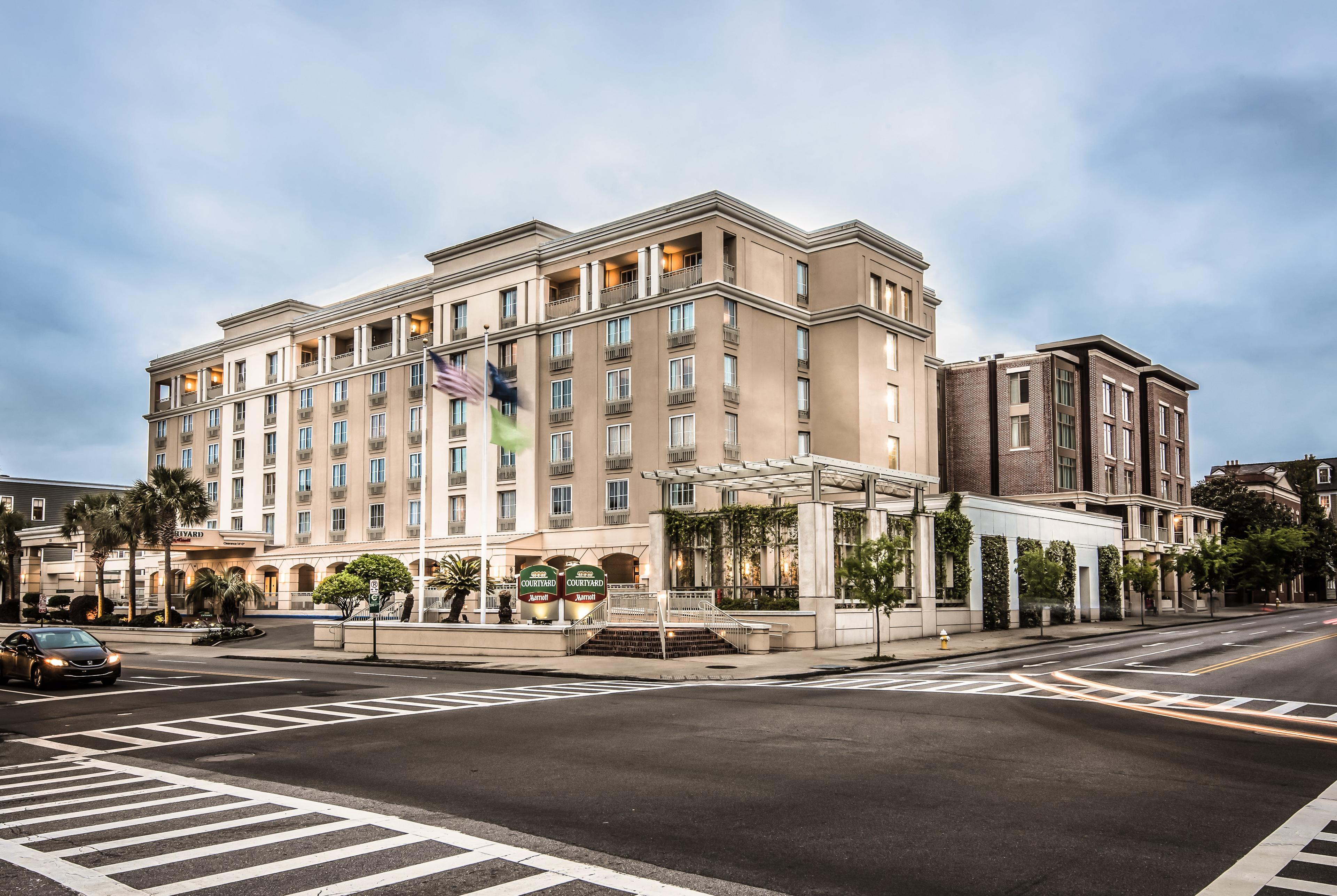 Courtyard By Marriott Charleston Historic District