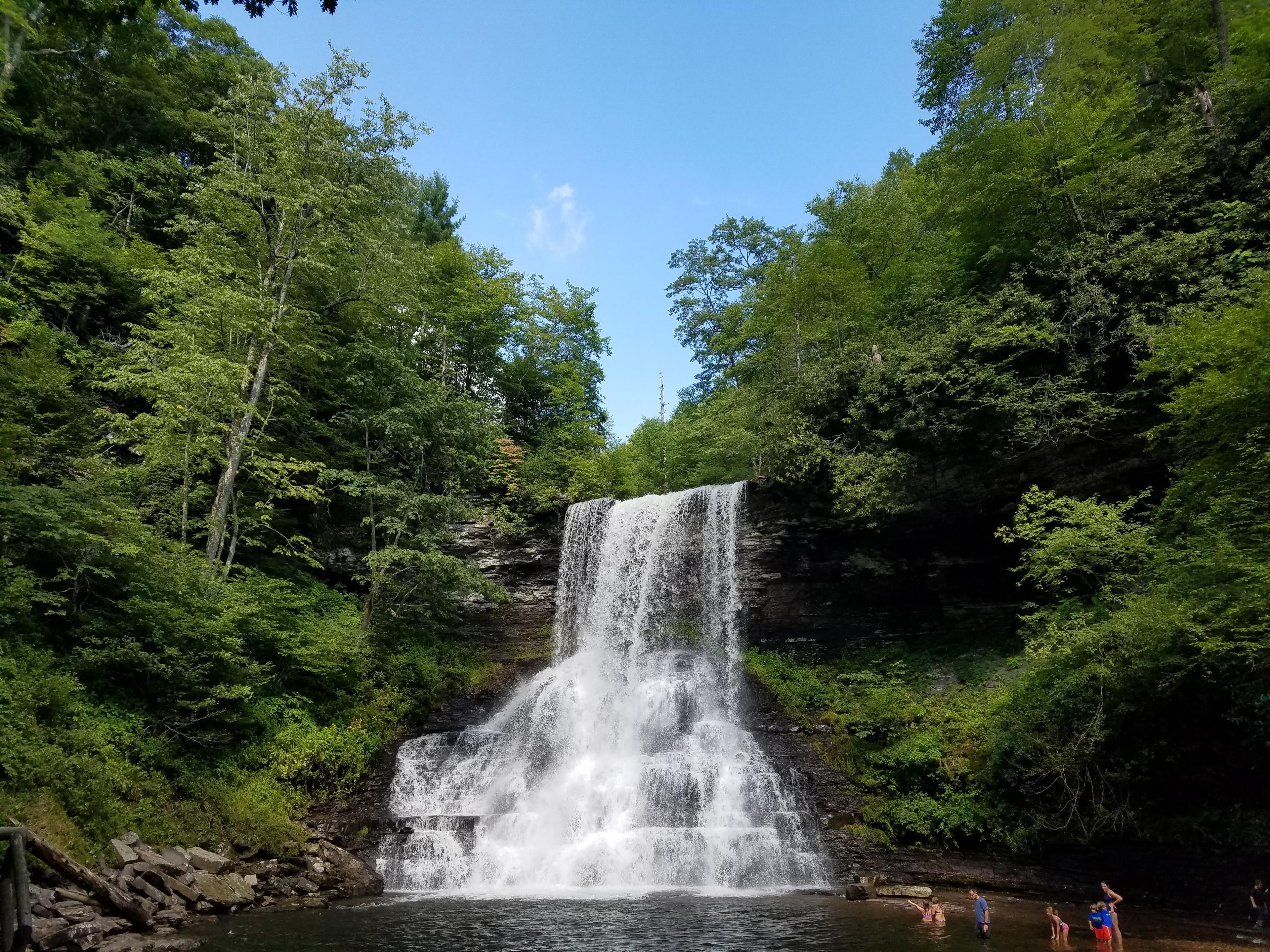 Cascades National Recreation Trail