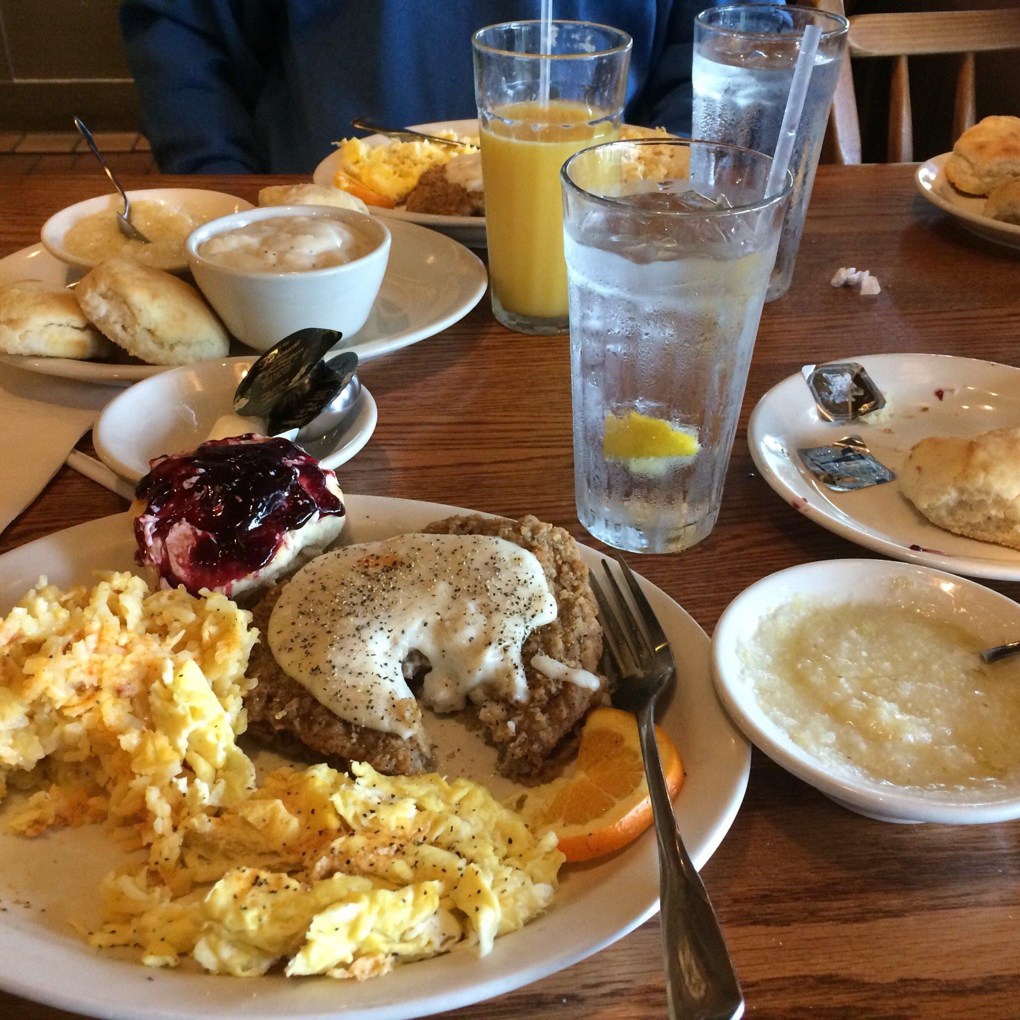 Cracker Barrel Old Country Store