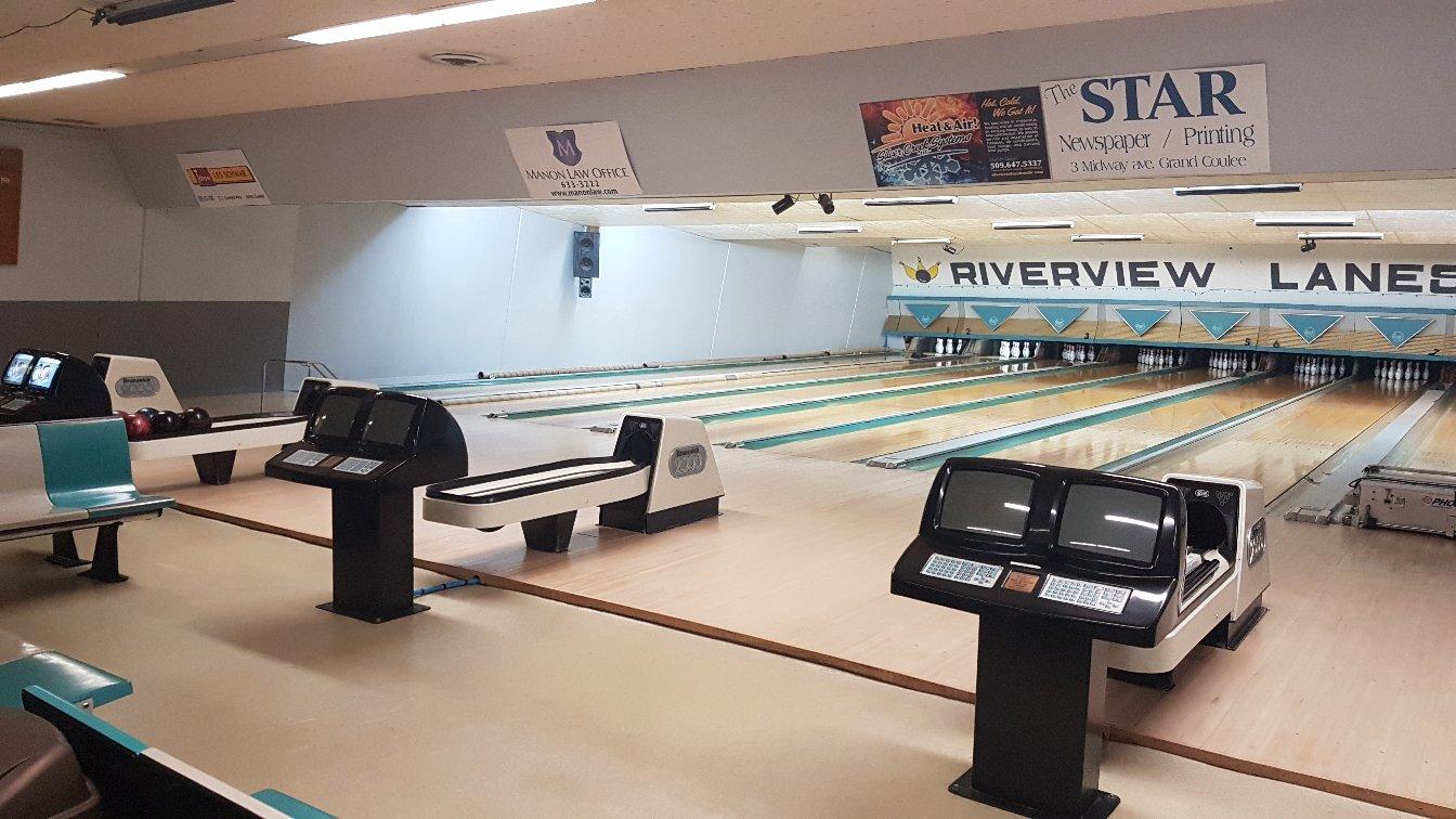 Riverview Lanes Bowling Center