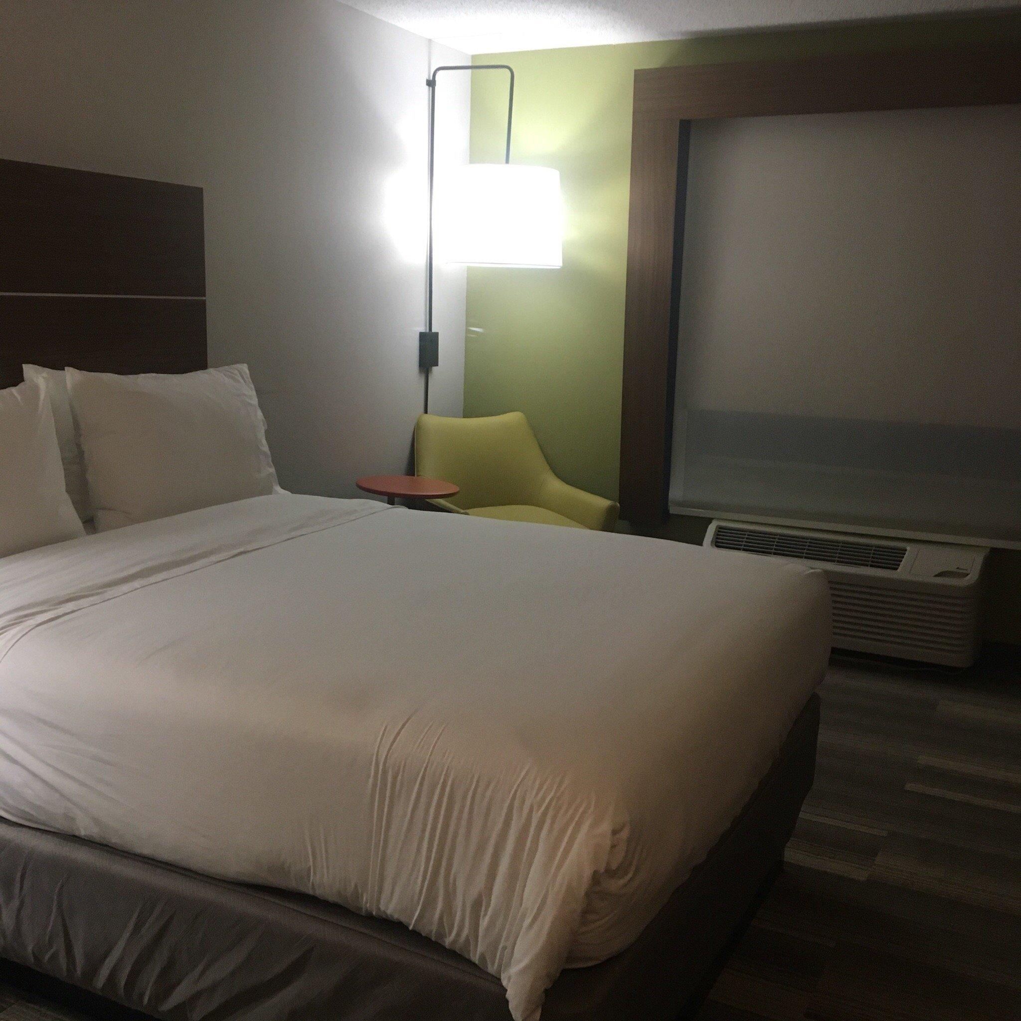 Holiday Inn Express & Suites Thomasville, an IHG Hotel