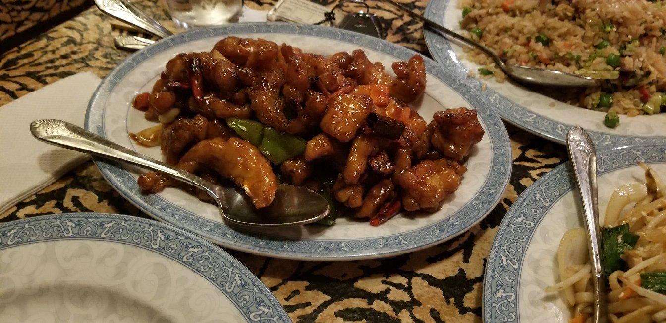 Chow's Asian Bistro