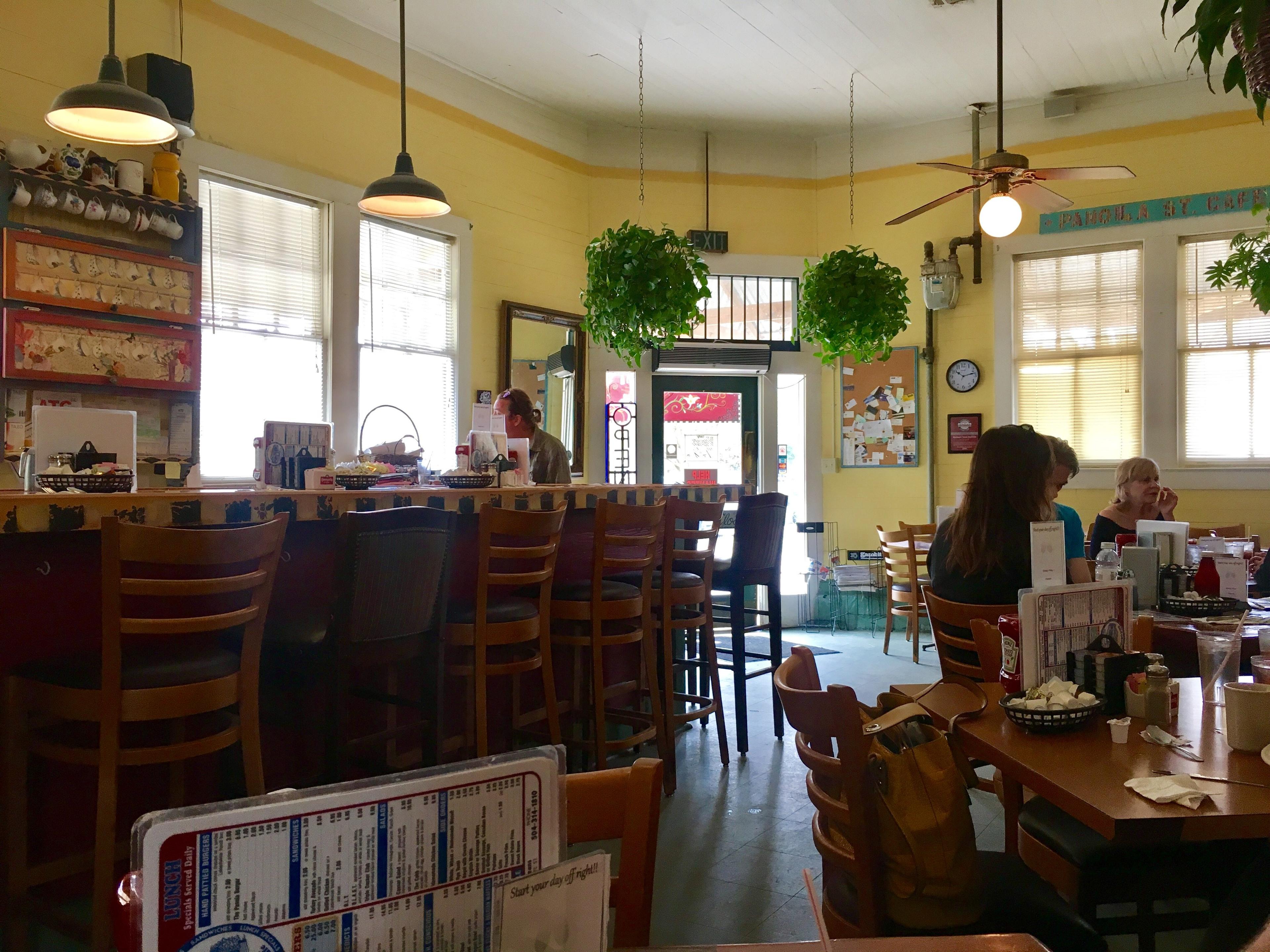 Riccobono’s Panola St. Cafe