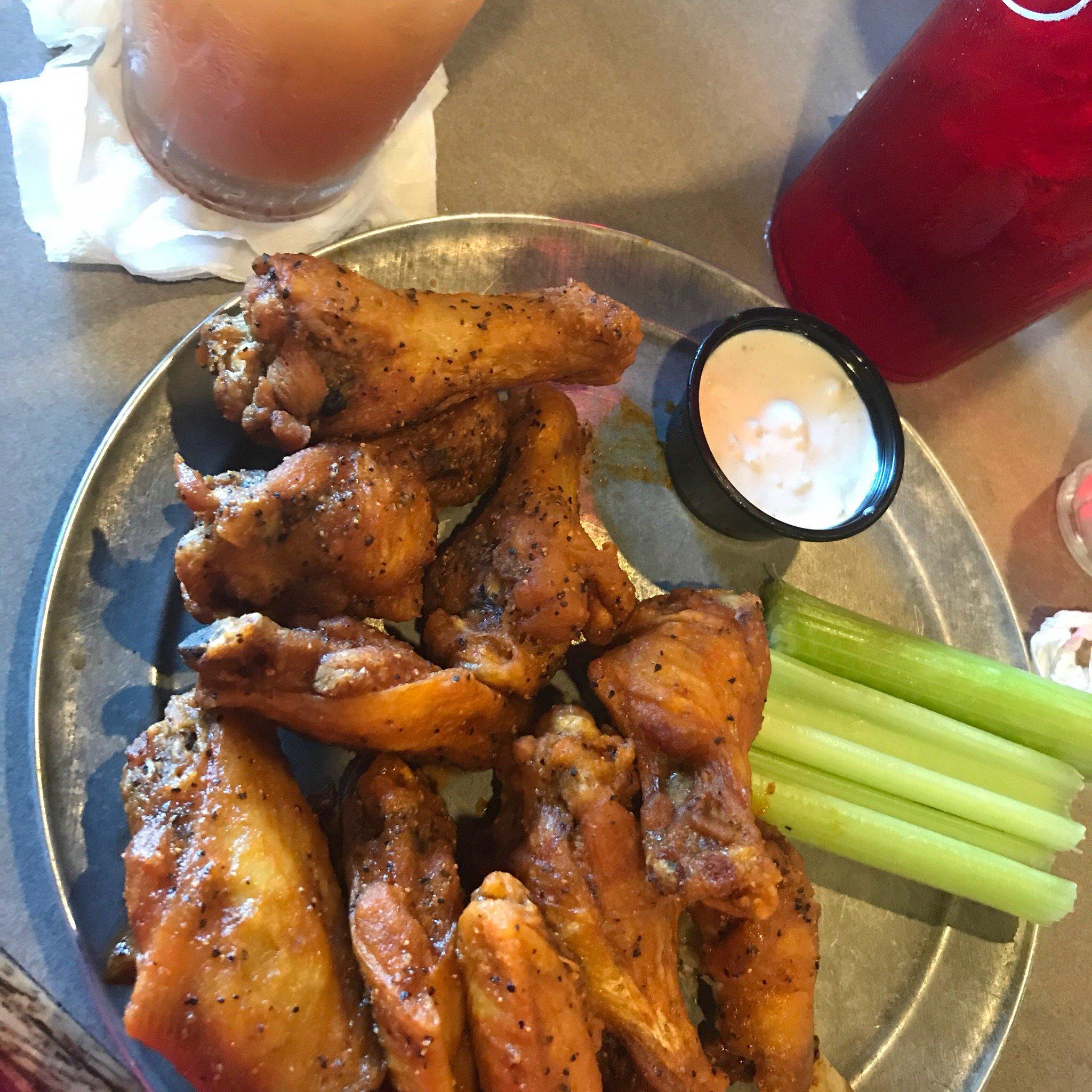 Pluckers Wing Bar