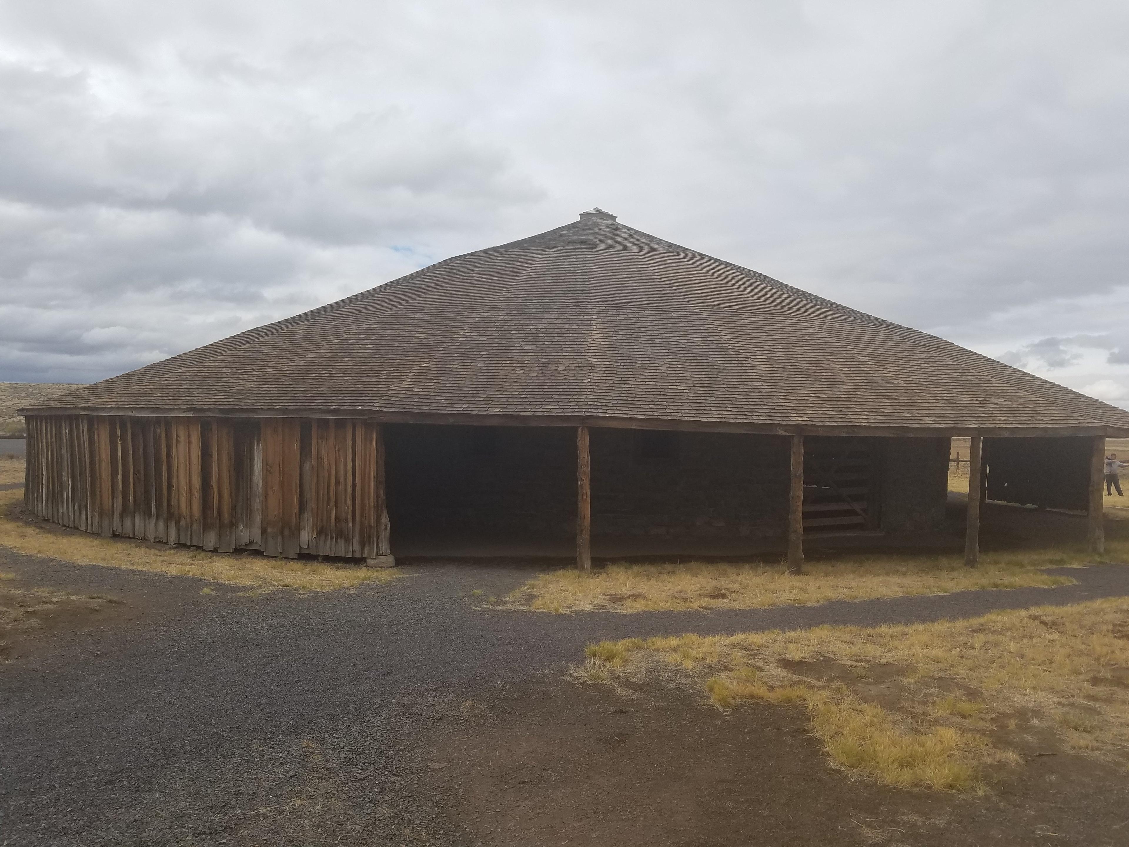 Pete French Round Barn State Heritage Site