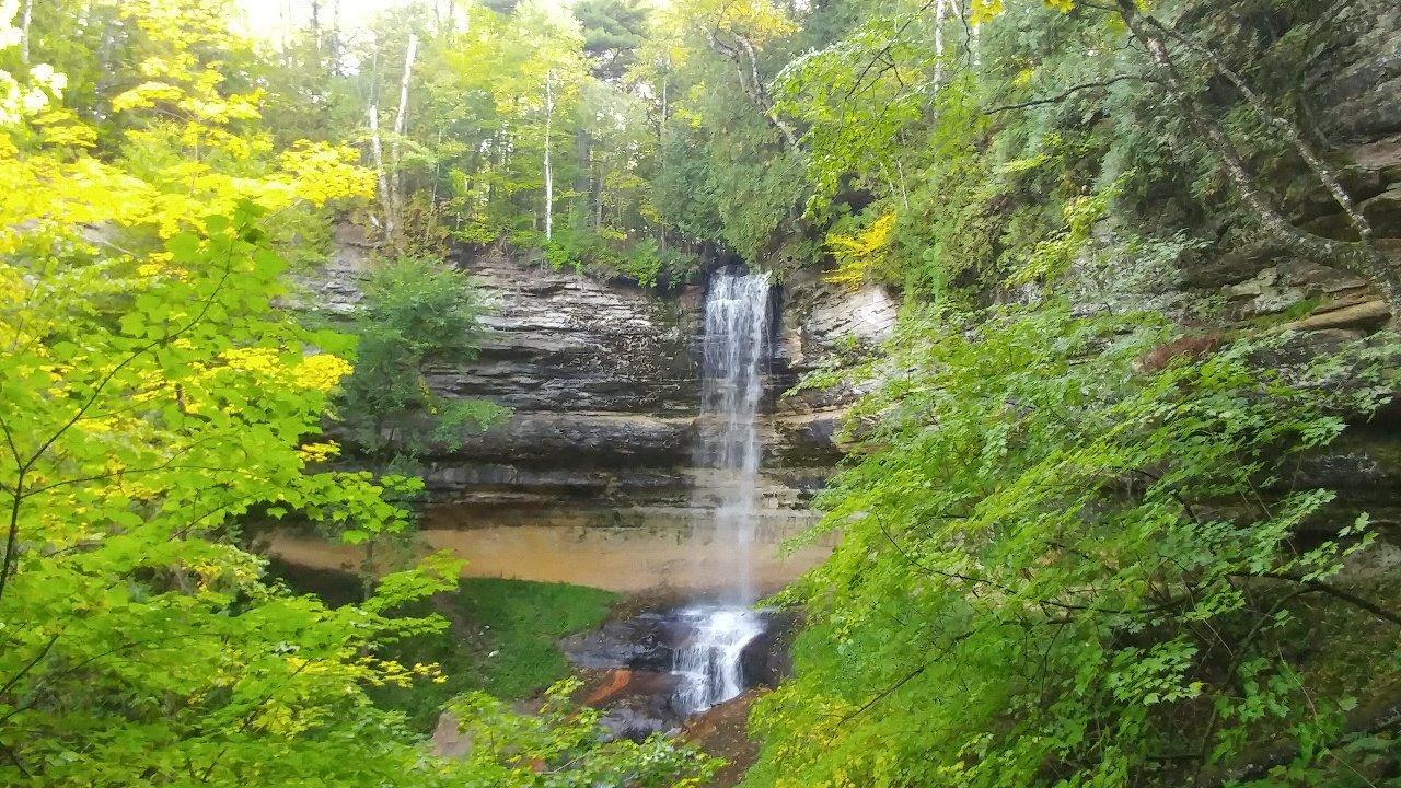 Munising Falls