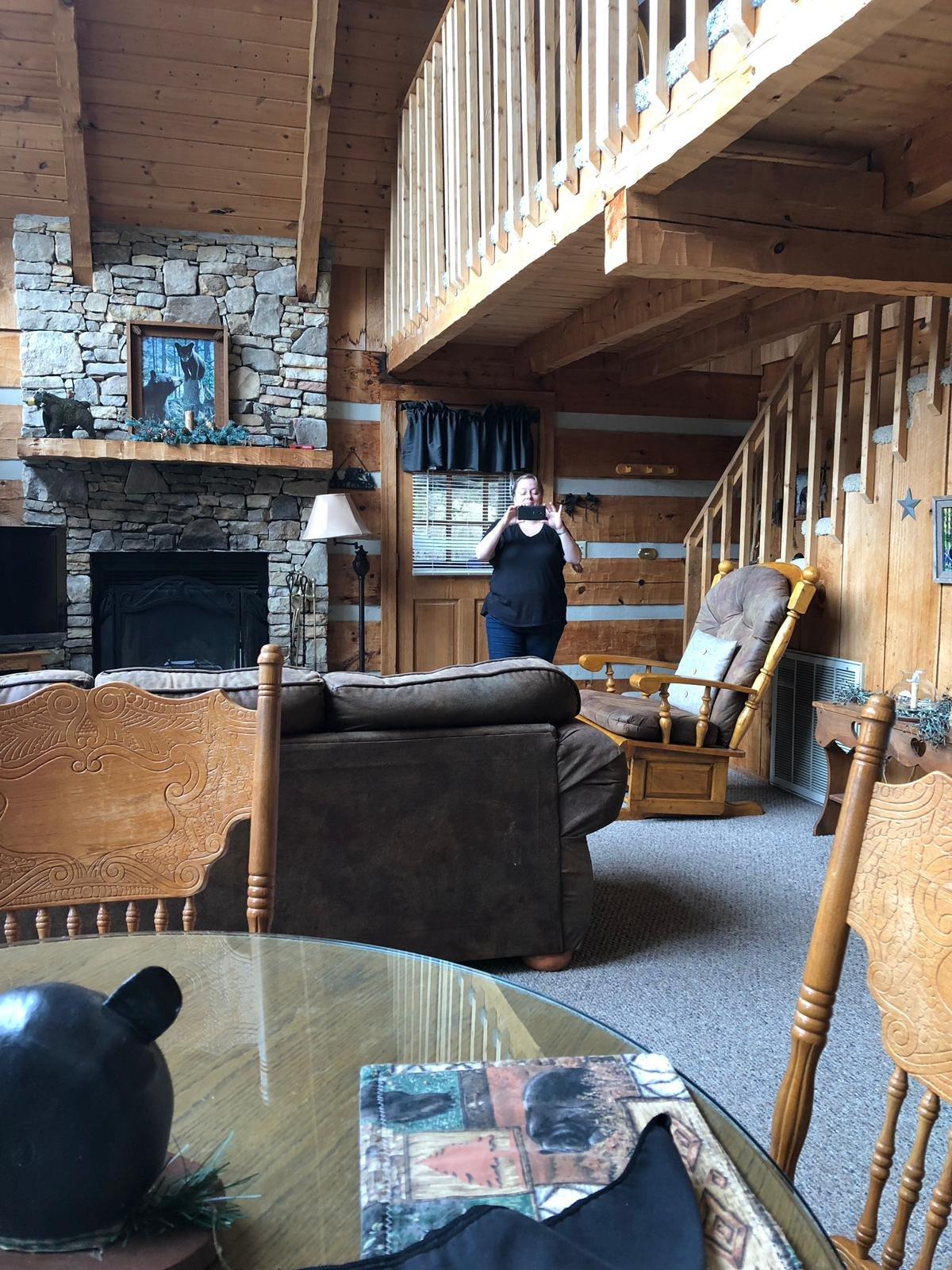 Poplar Ridge Log Cabin Rentals