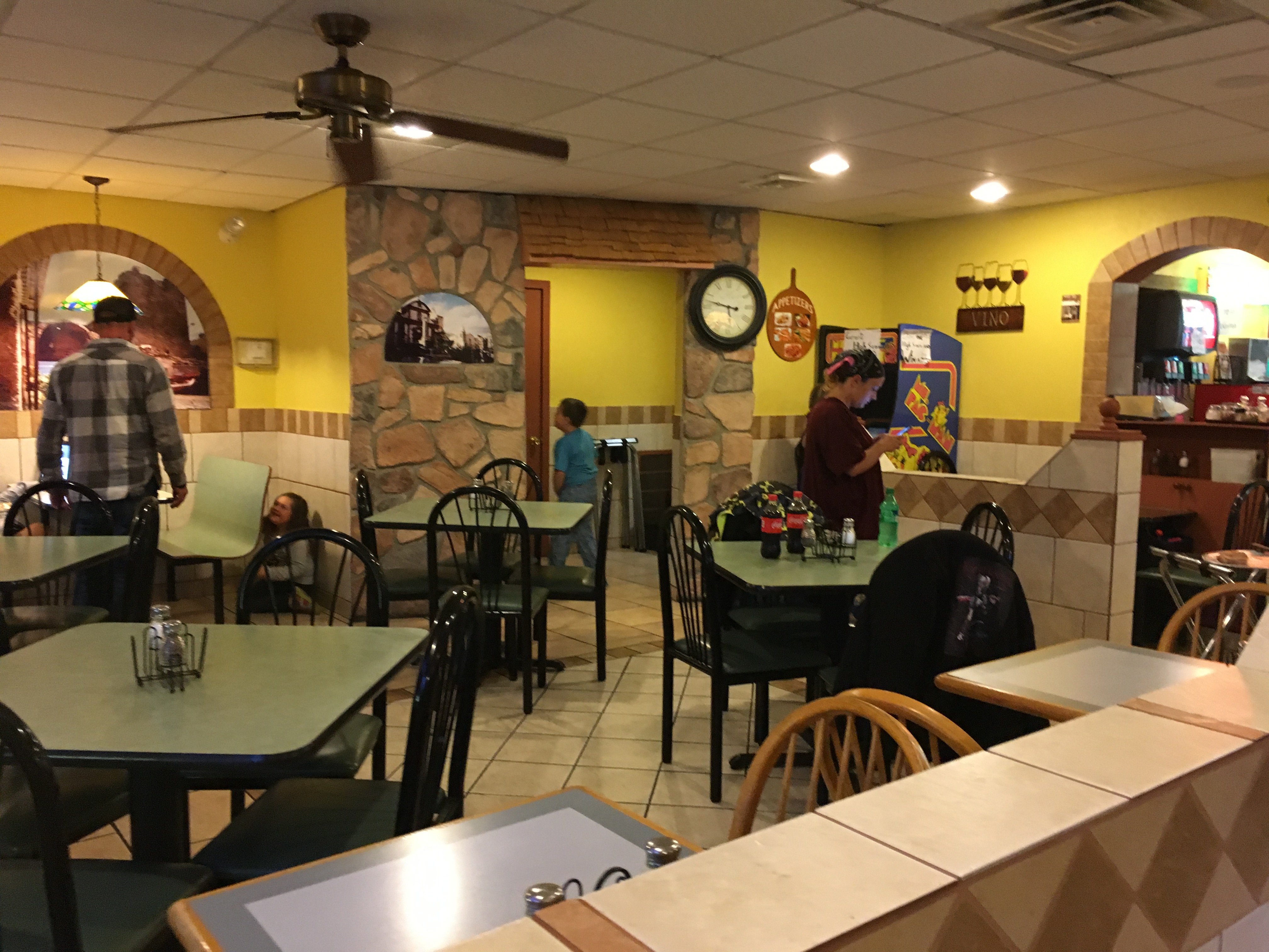 Francesco's Pizza & Restaurant