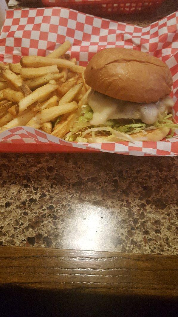 Chandler's Burger Bistro