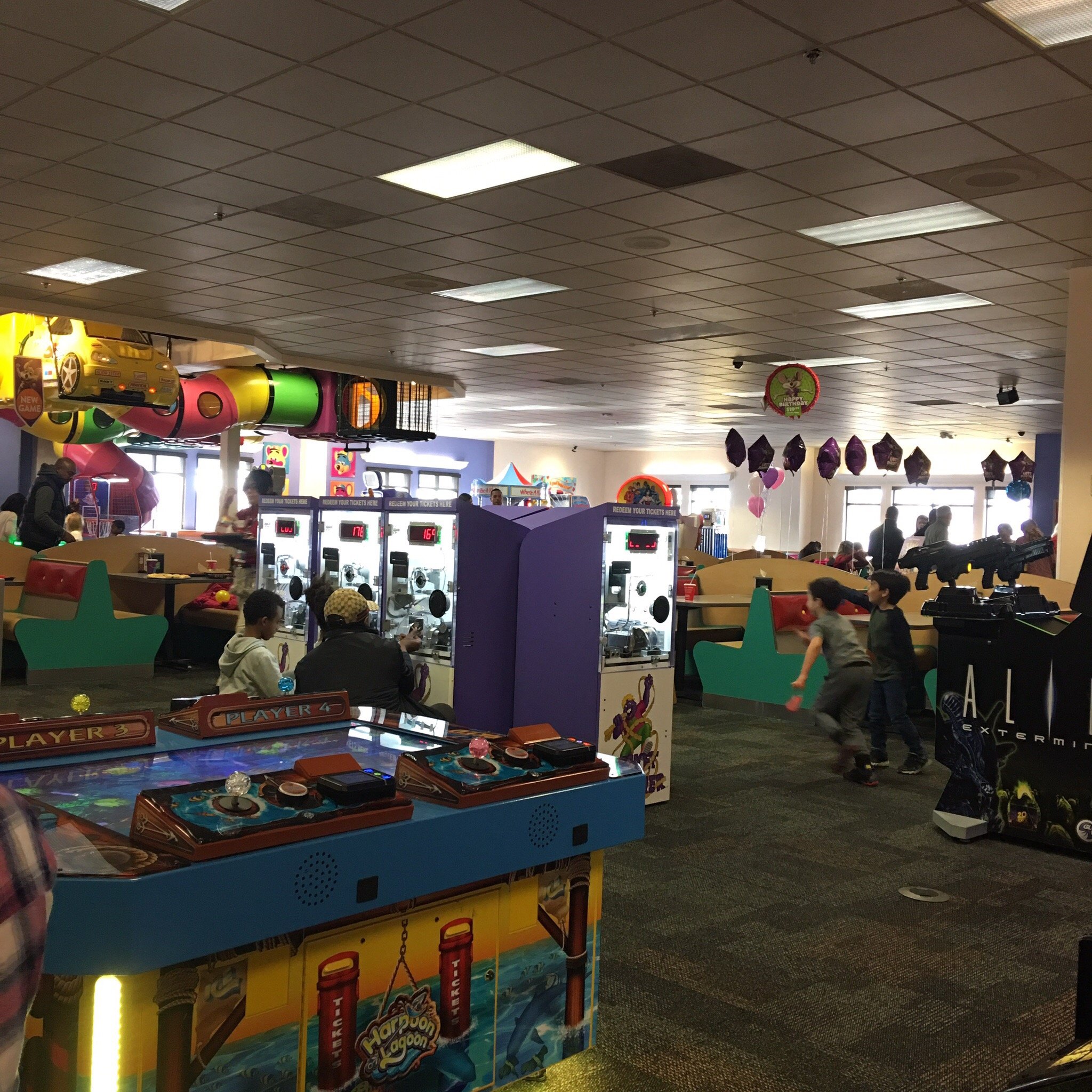 Chuck E. Cheese