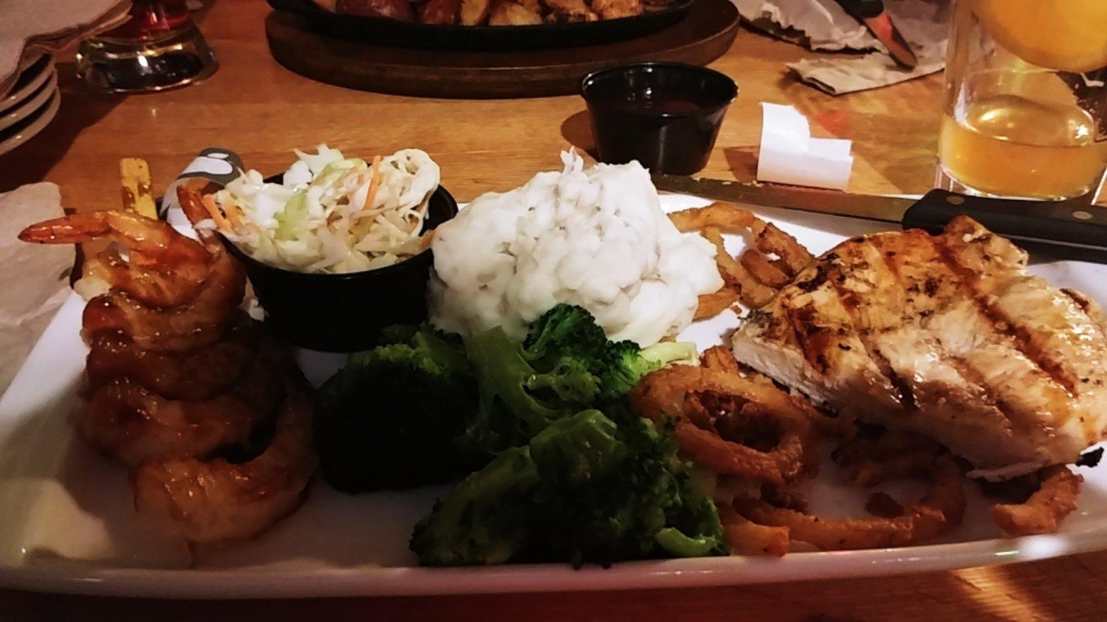 Applebee's Grill + Bar