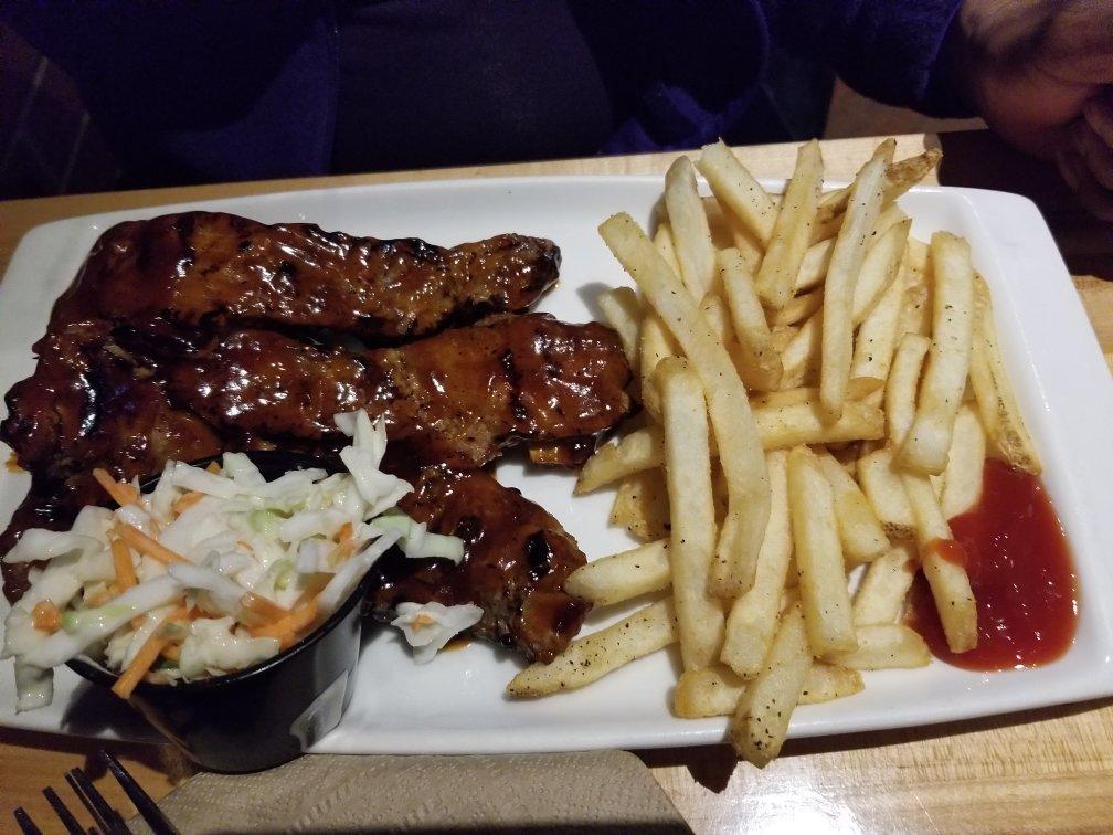 Applebee's Grill + Bar