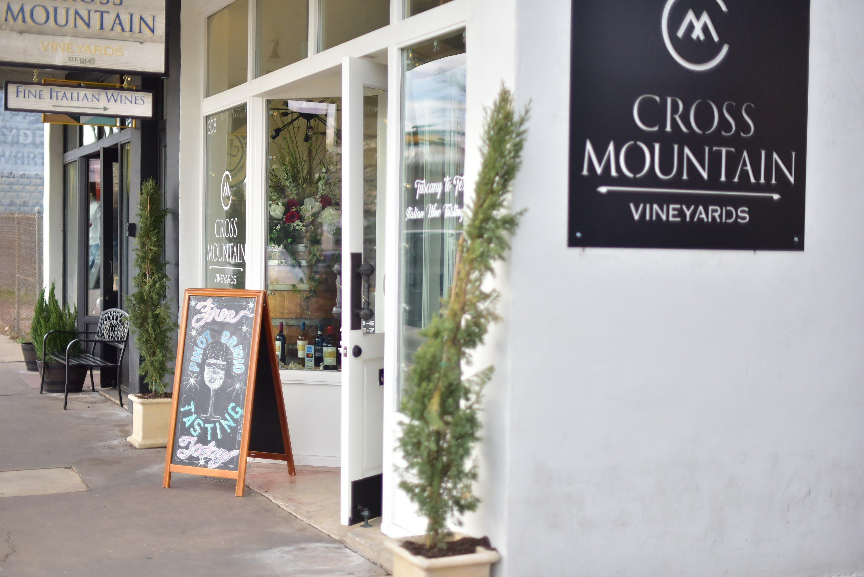 Cross Mountain Vineyards