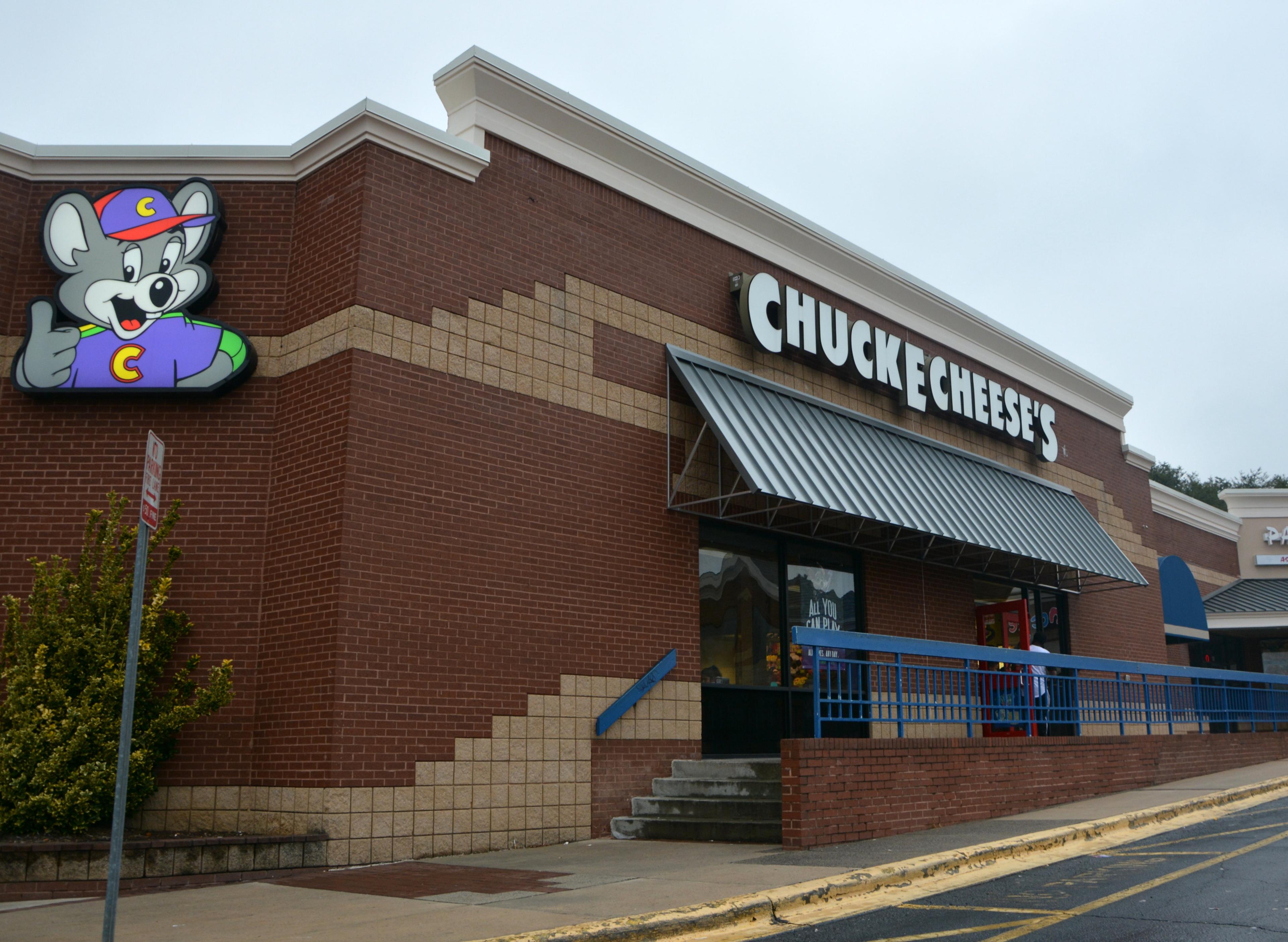 Chuck E Cheese's