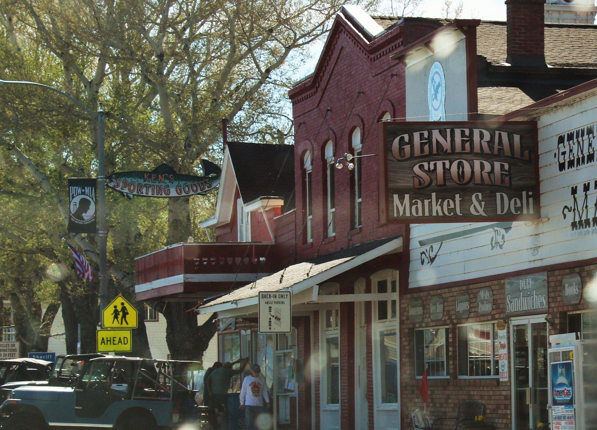 Bridgeport General Store