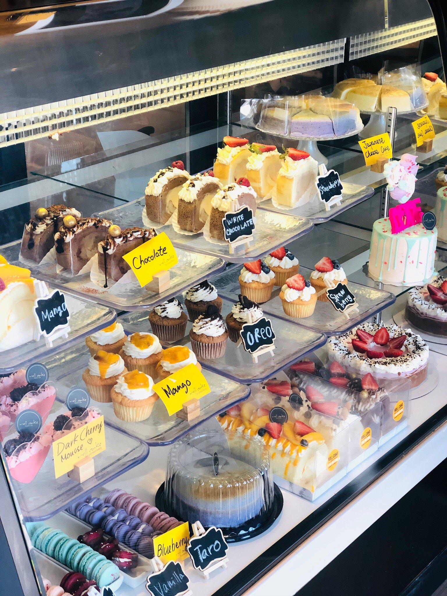 Roll Cake Bakery and Desserts